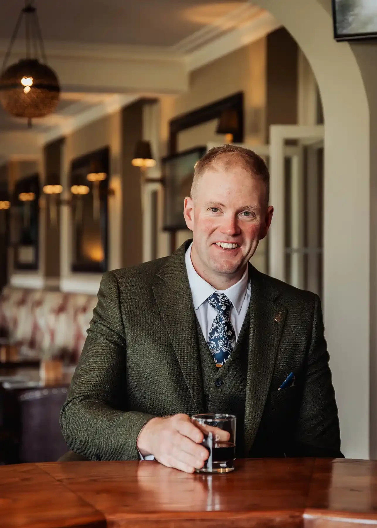 intimate-weddings-photographer-kenmare-3.webp