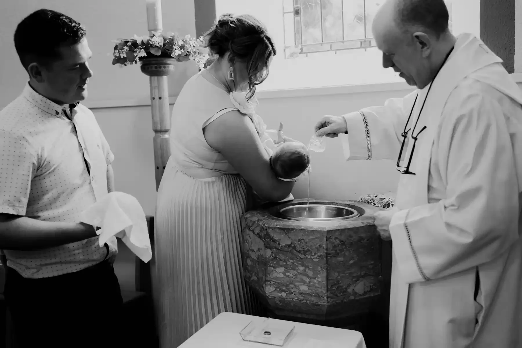 christening-photographer-kenmare-5.webp