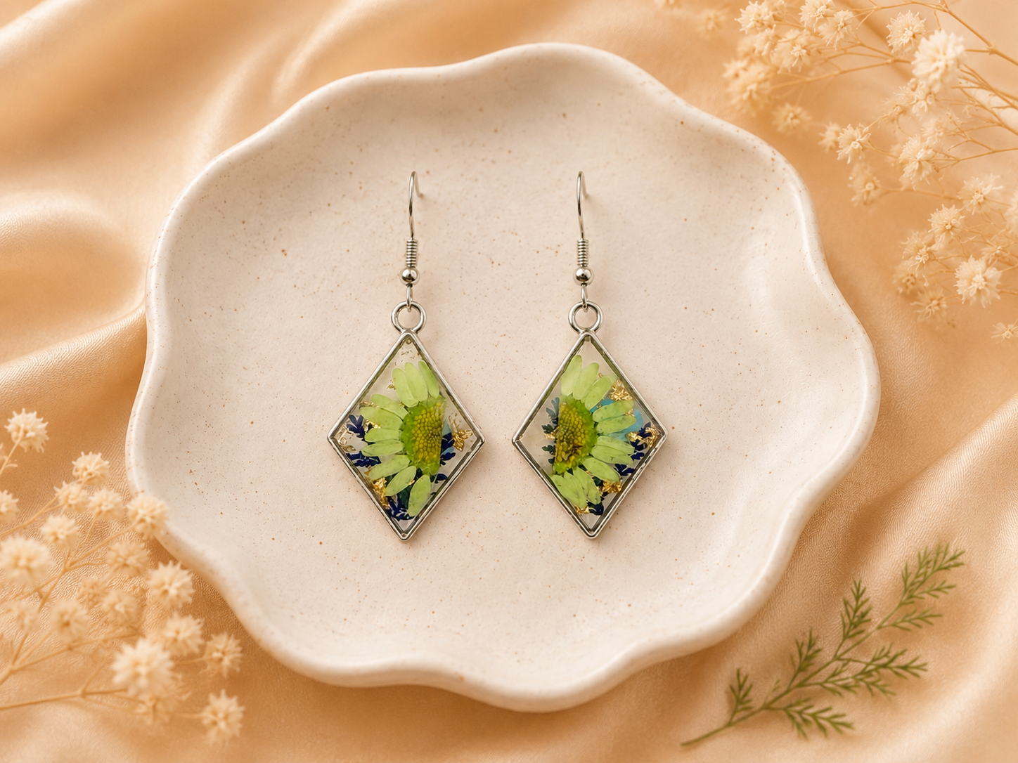 Real Flower Resin Drop Earrings