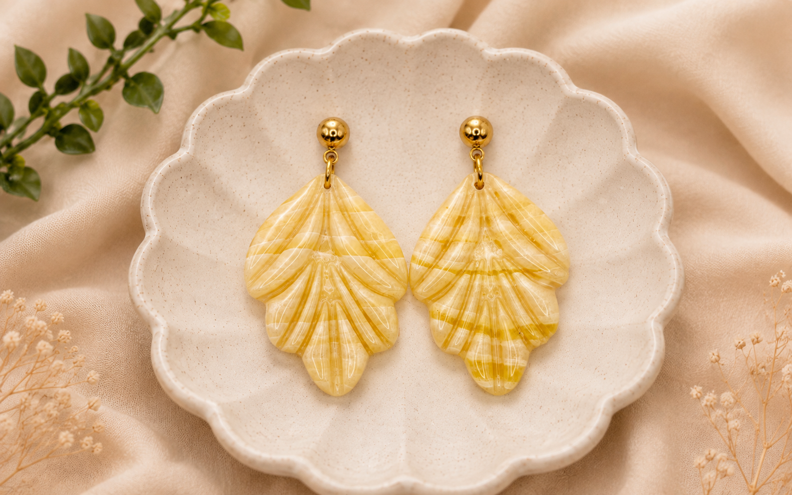 Leaf-Inspired Yellow Marble Earrings