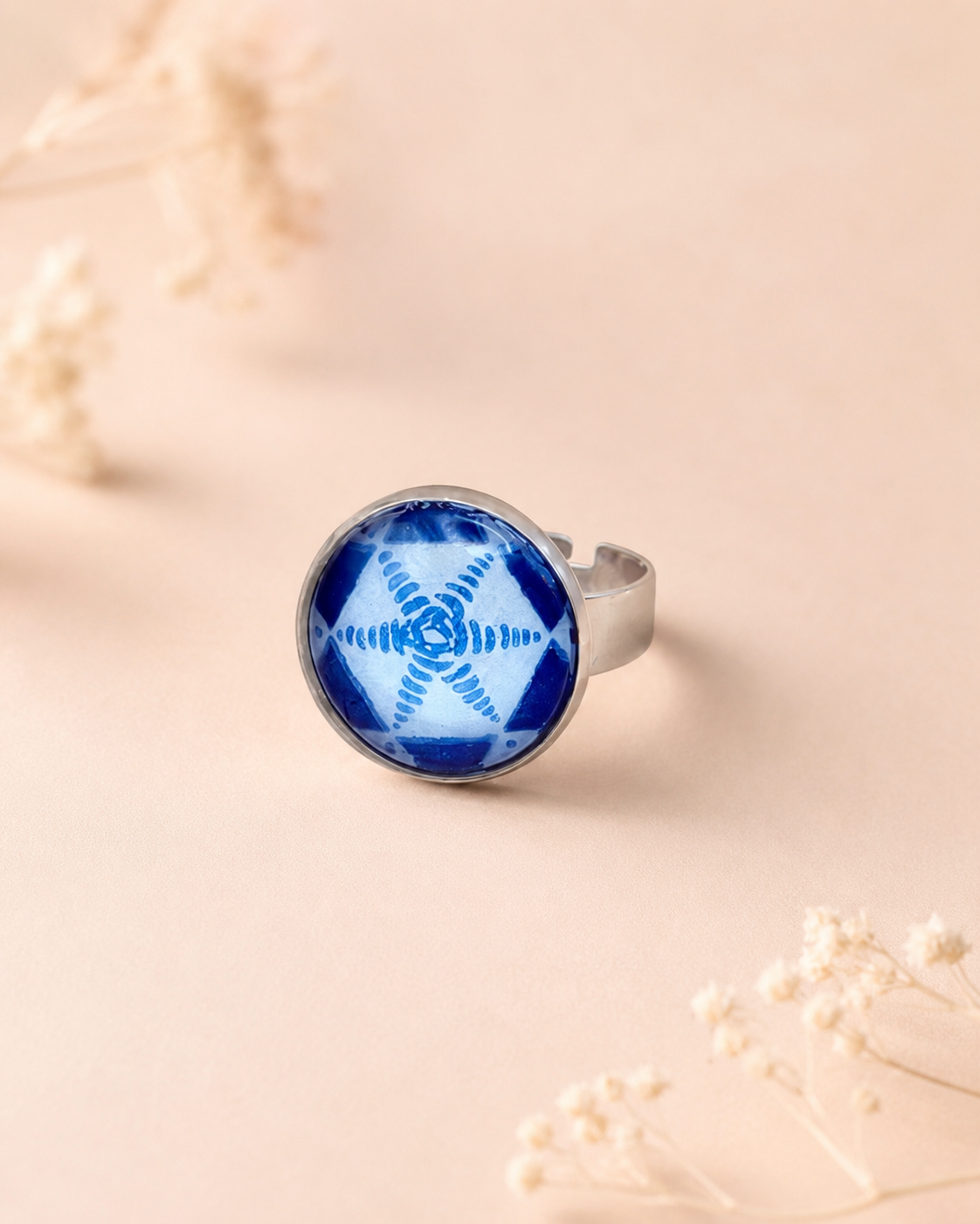 Medium Blue Star Resin Ring