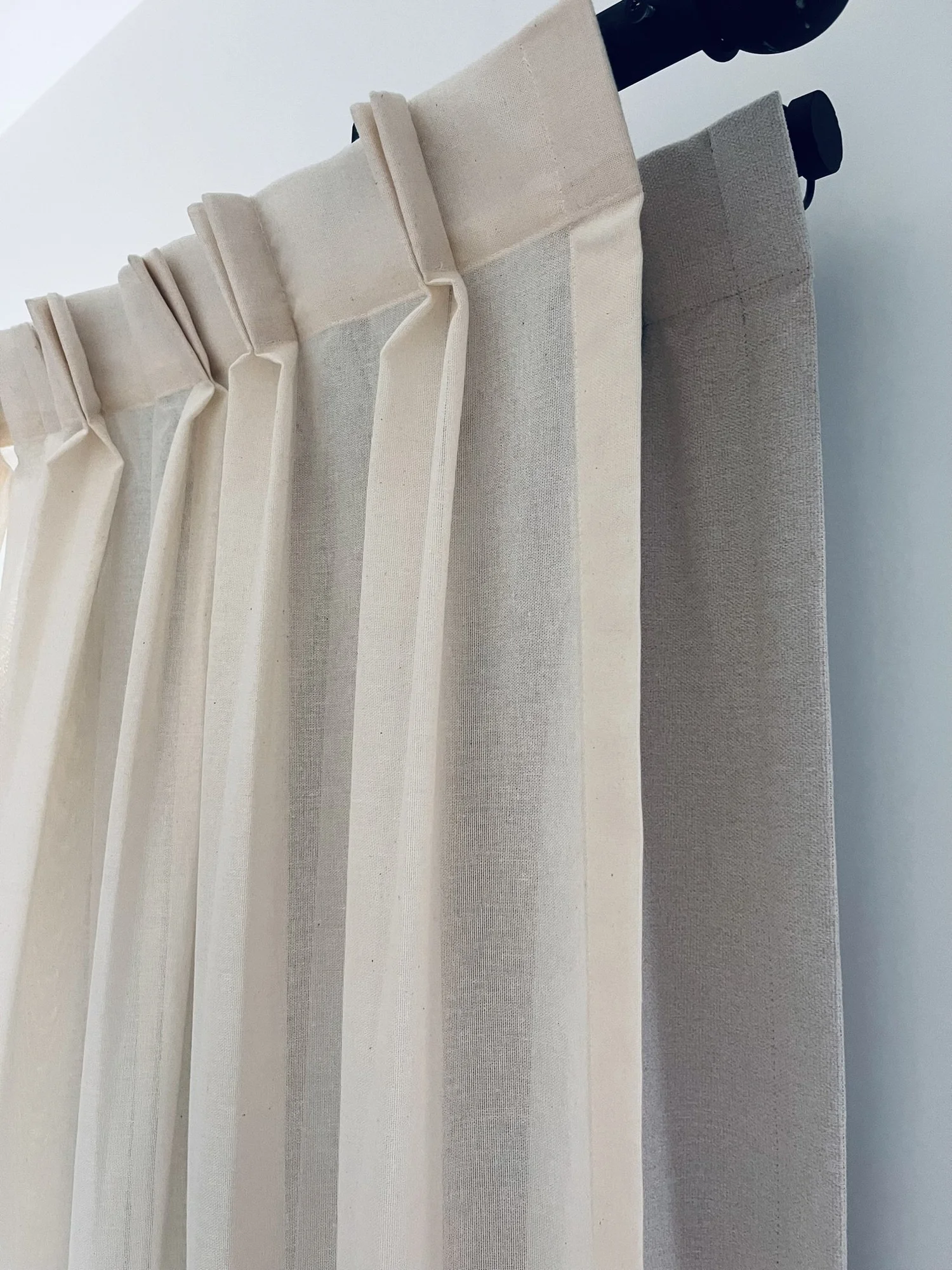 Cortinas tradicionales en interior