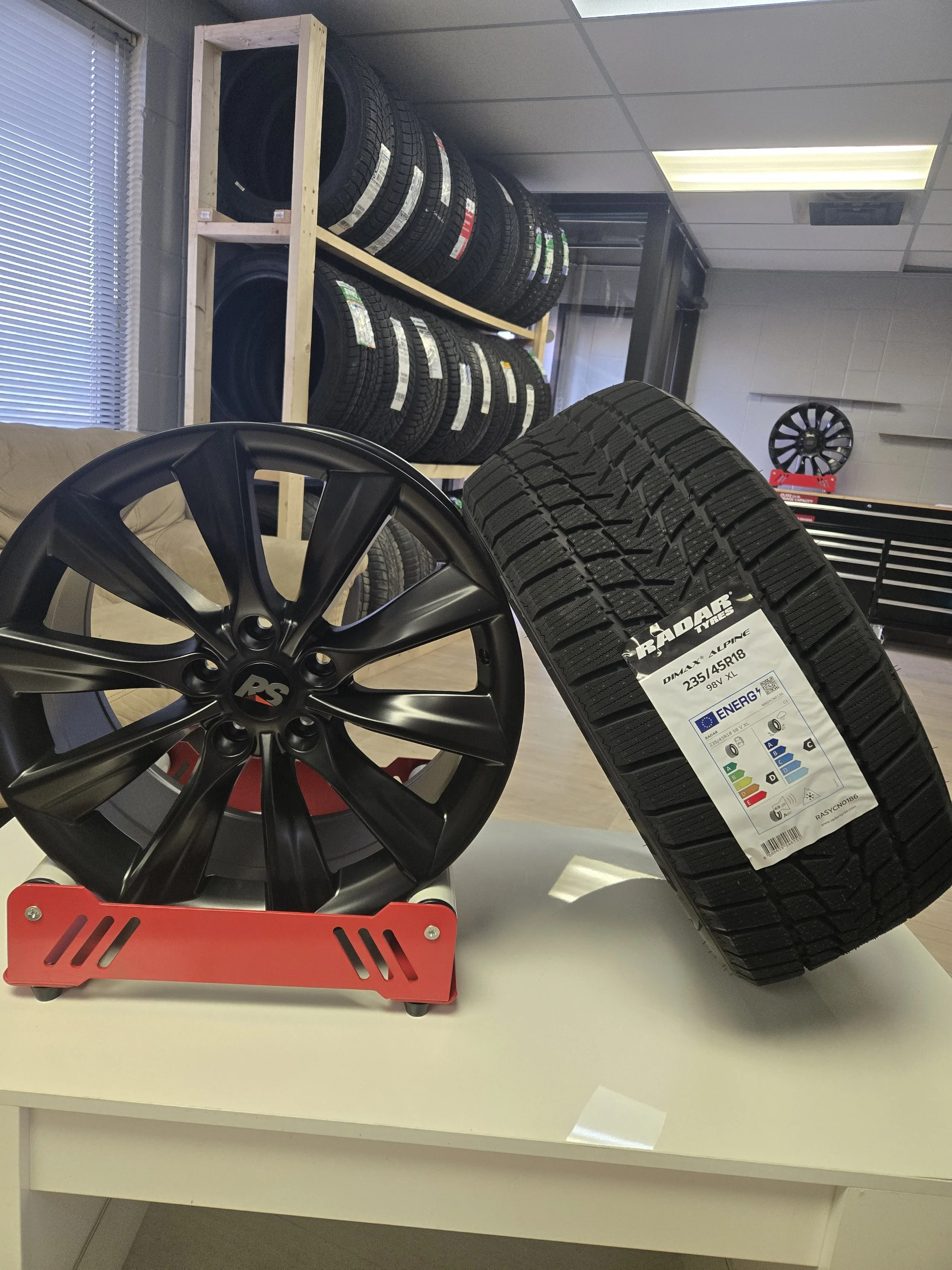 Model 3 Package with RADA dimax Alpine