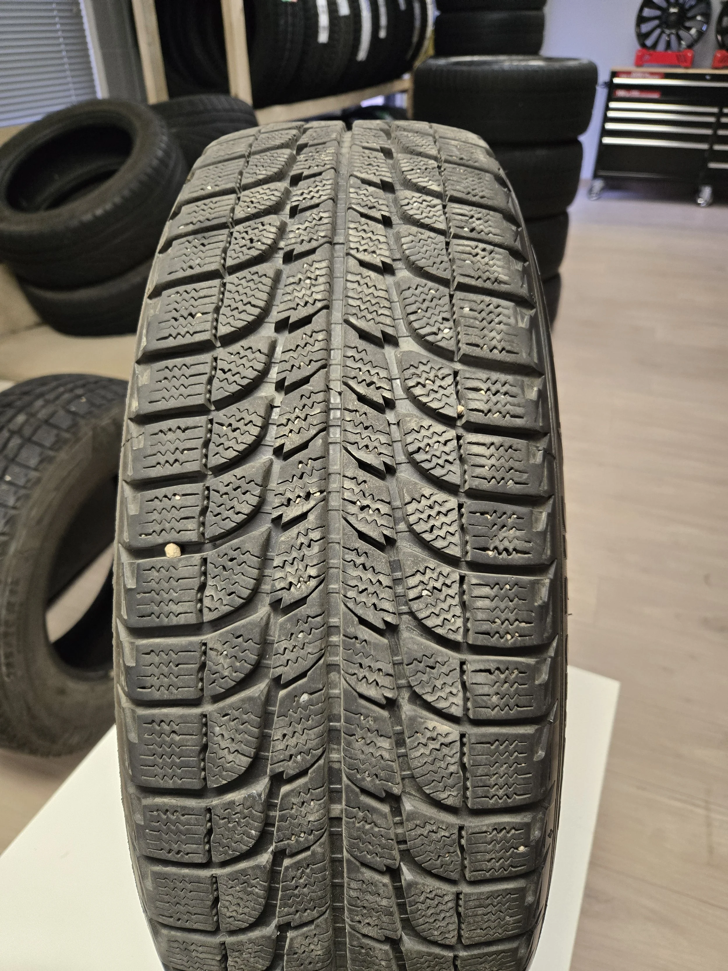 225/70/16  Michelin winter tire