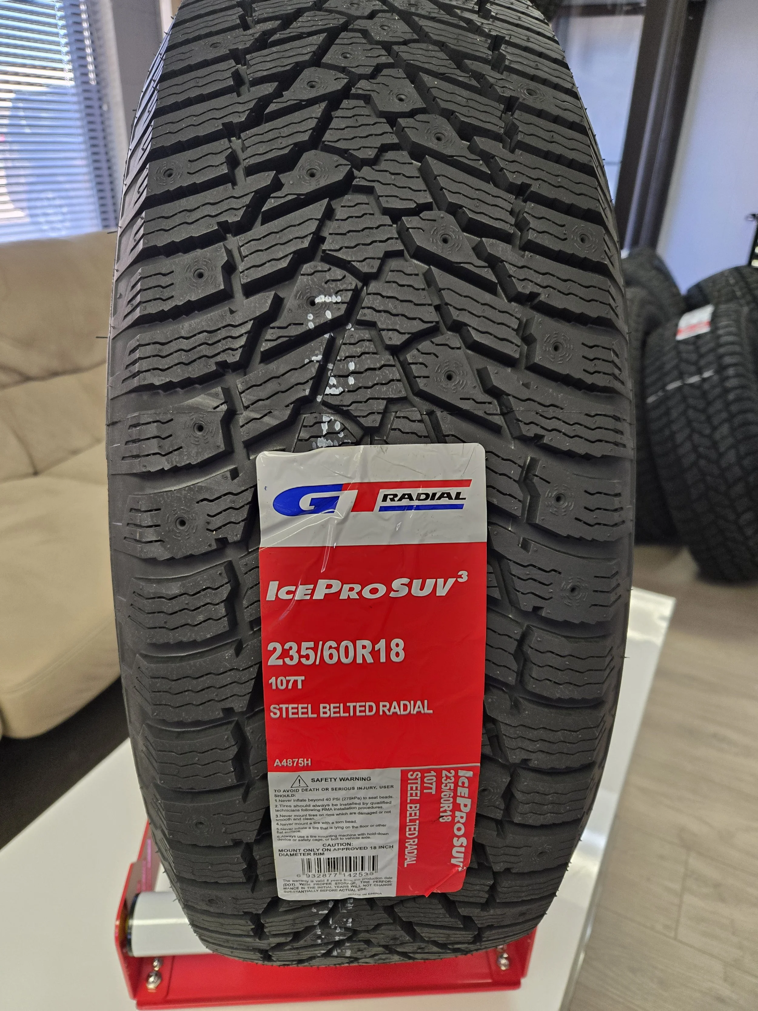23560R18 GT RADIAL CHAMPIRO ICEPRO 3 SUV.jpg