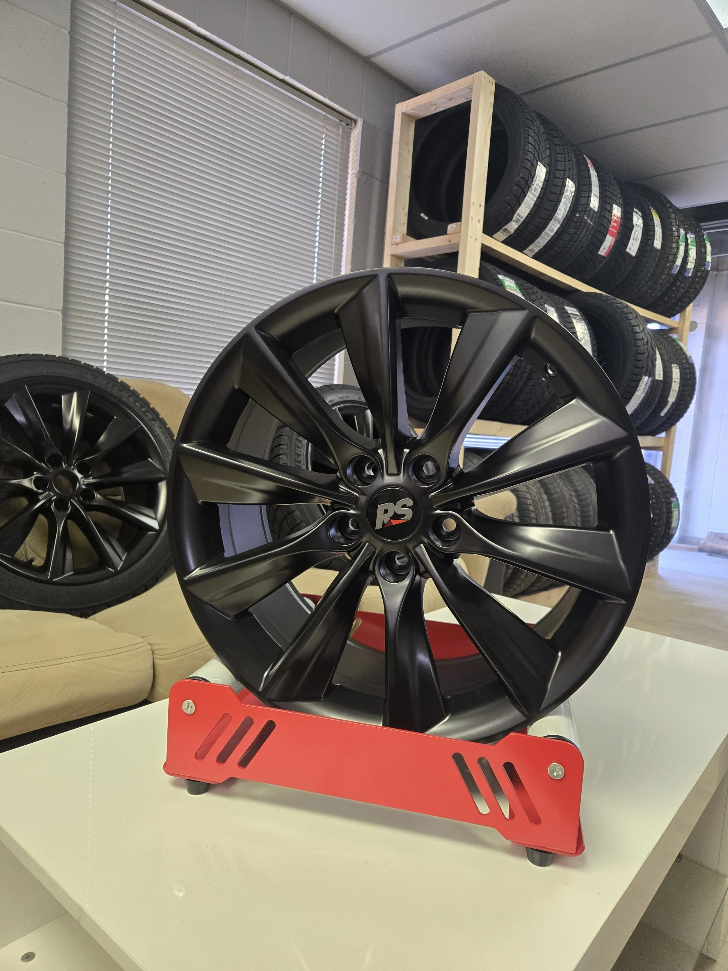 18*8.5  RS Performance Alloy Wheels
