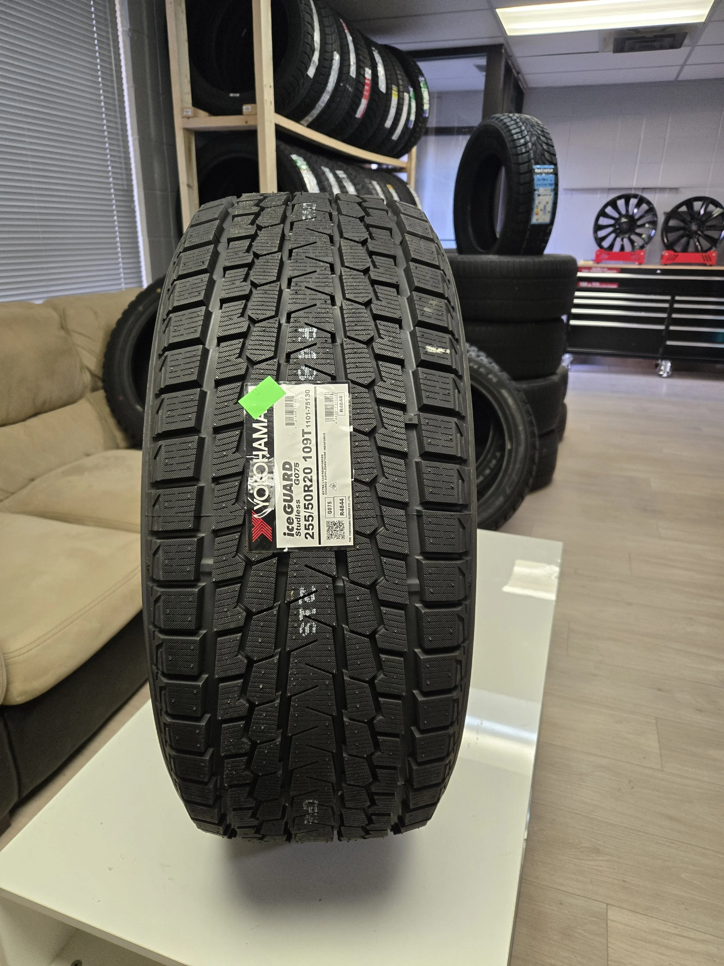 255/50/20 YOKOHAMA ICE GUARD G075 WINTER 109T XL