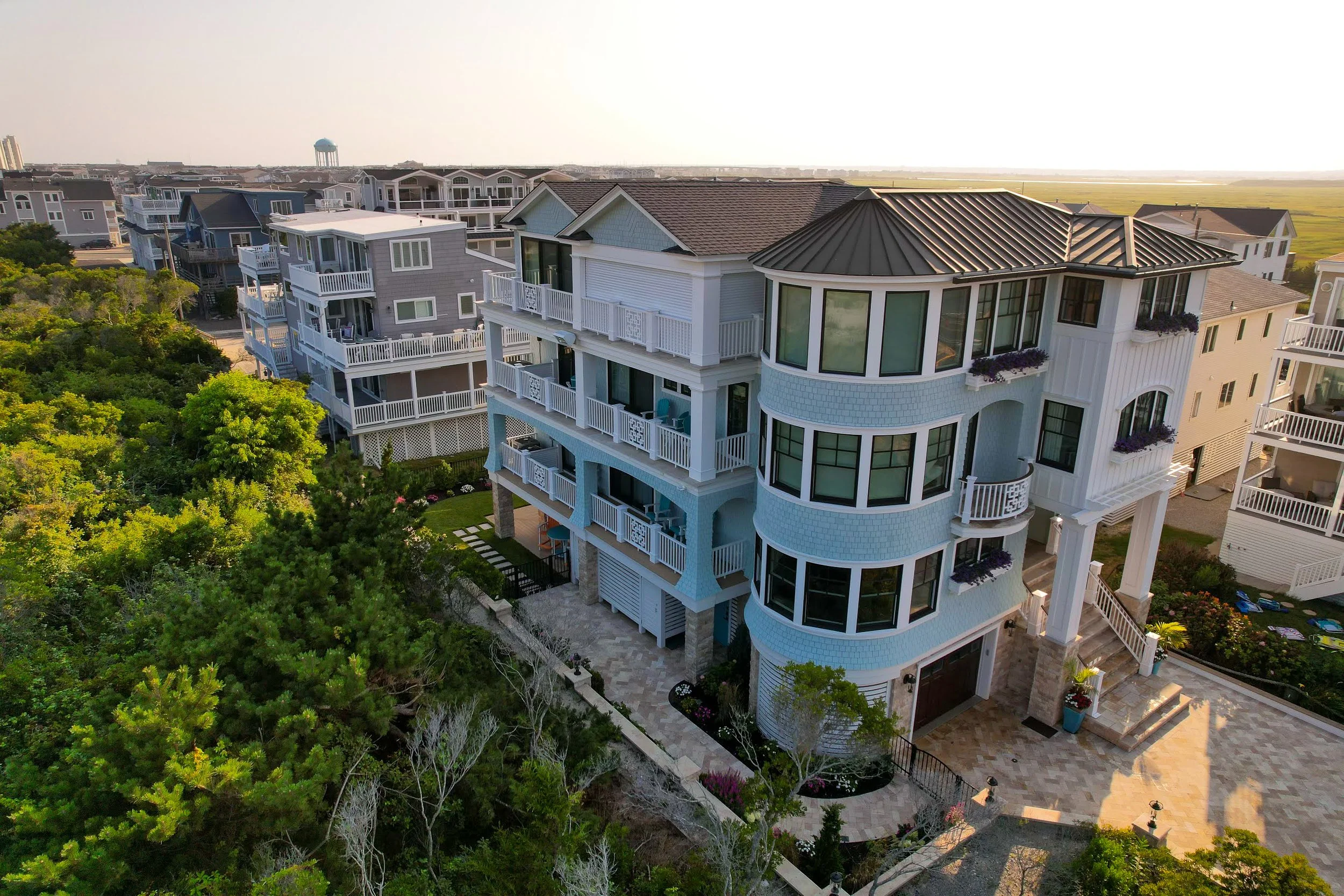 McAfee Architects Beach front home