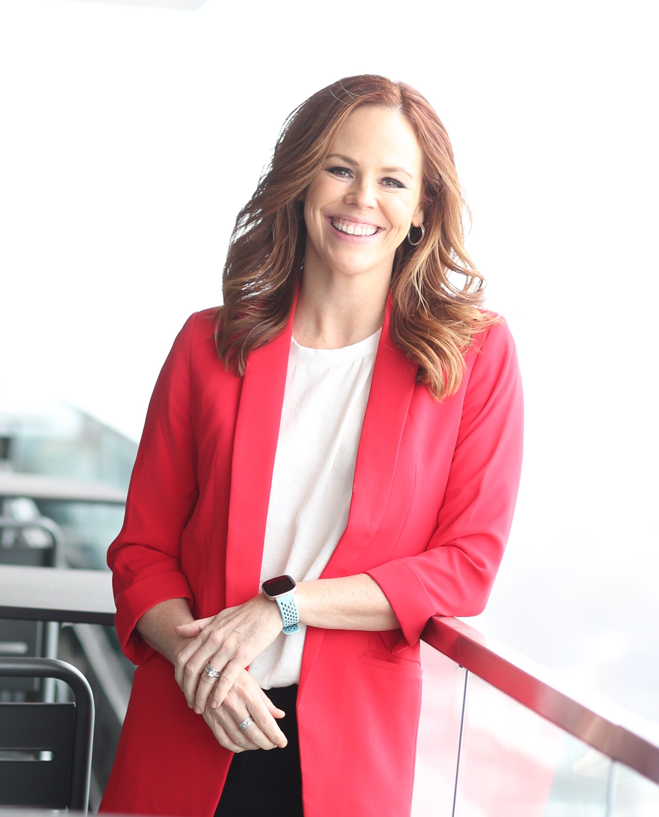 Julie, Mgmt Executive at Old National Bank