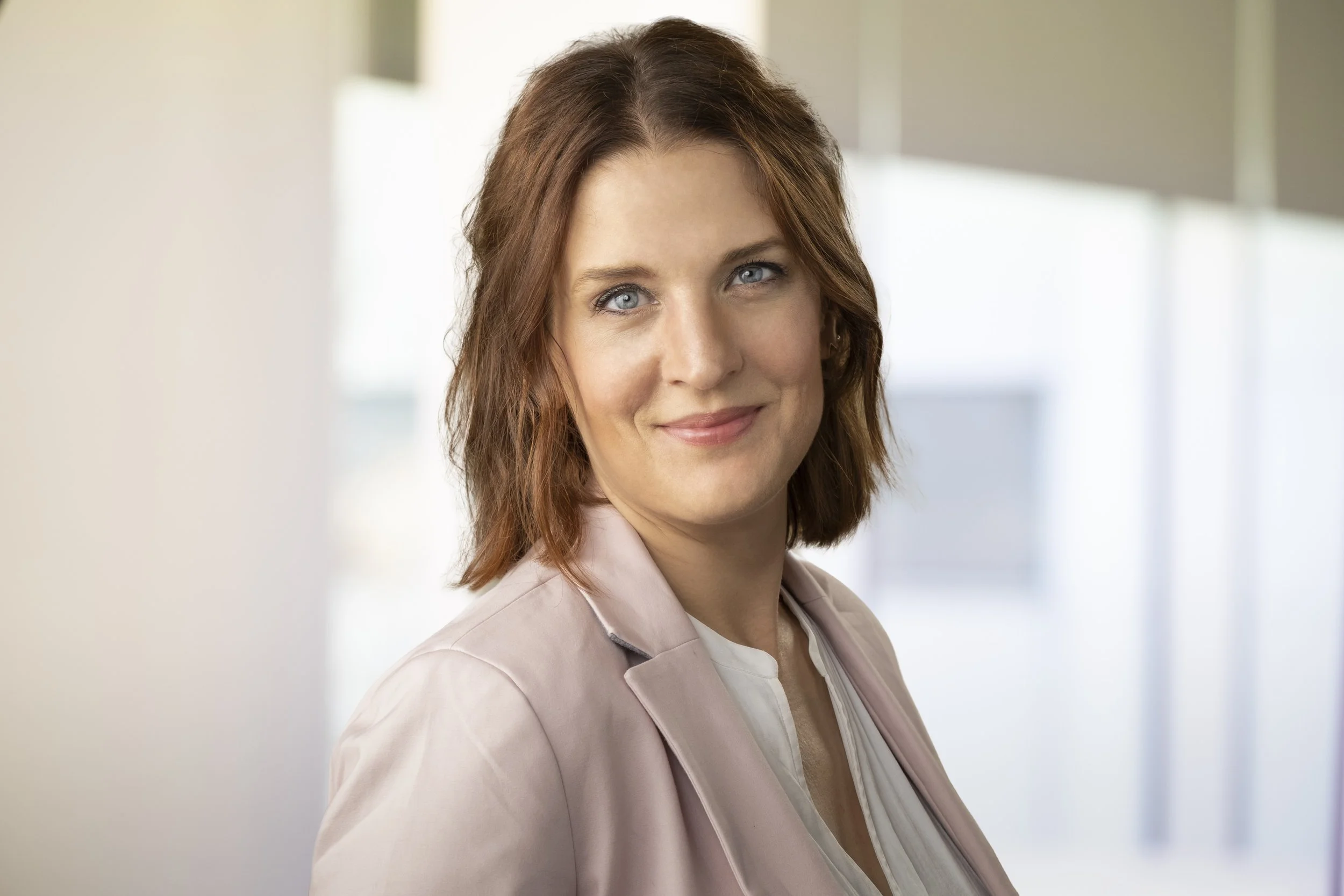 Lindsay, Sr. Director at Roche
