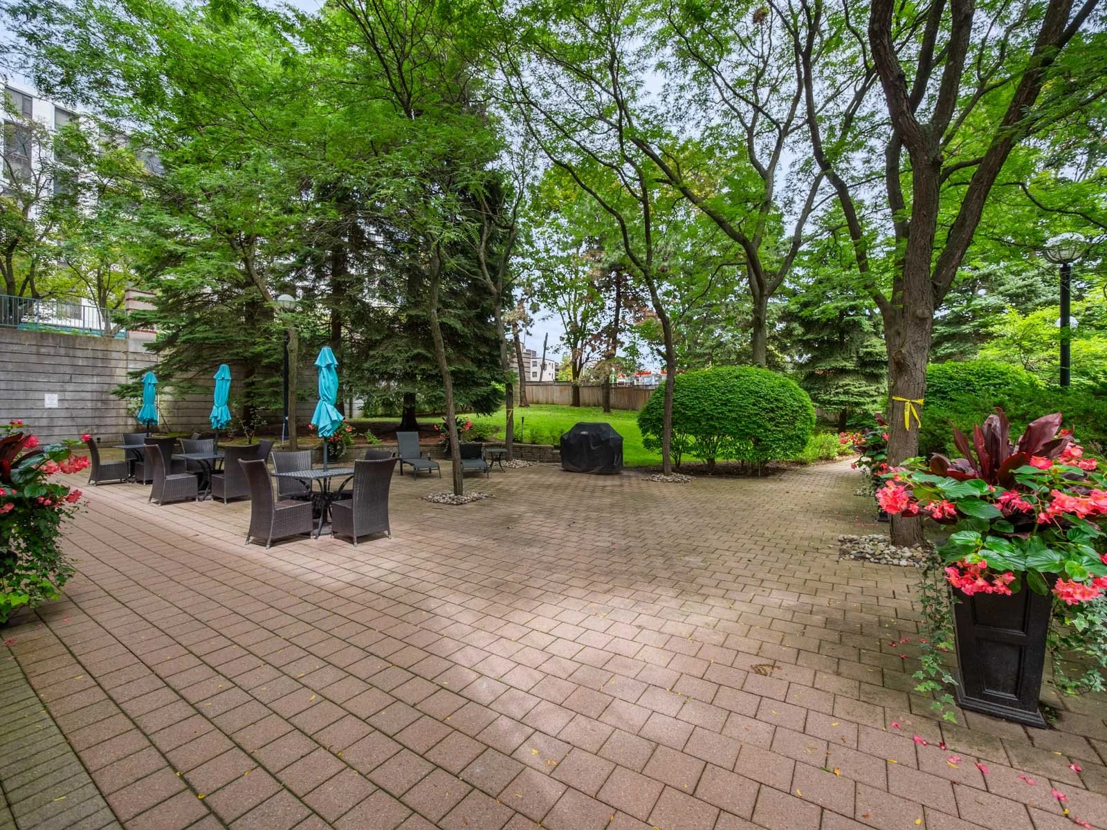 815-1091 Kingston Rd-41.jpg