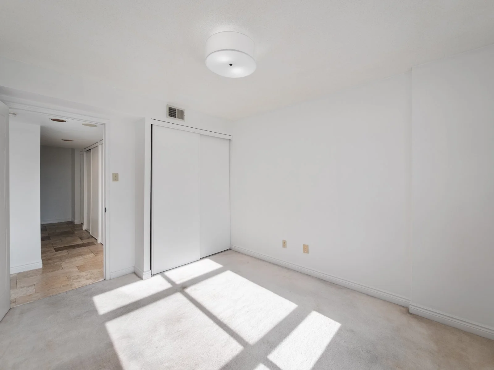 410-1093 Kingston Rd-32.jpg