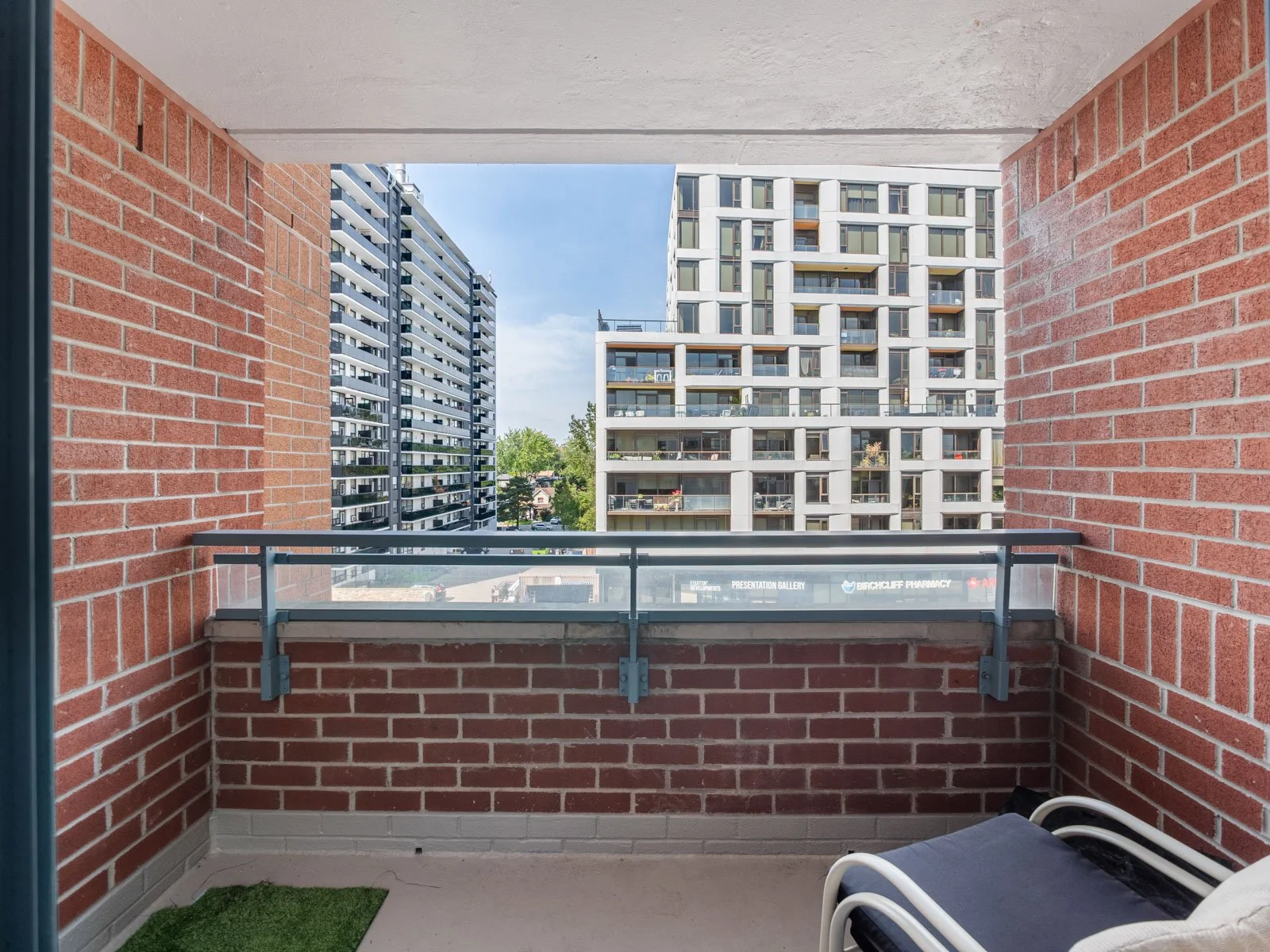 624-1091 Kingston Rd-30.jpg