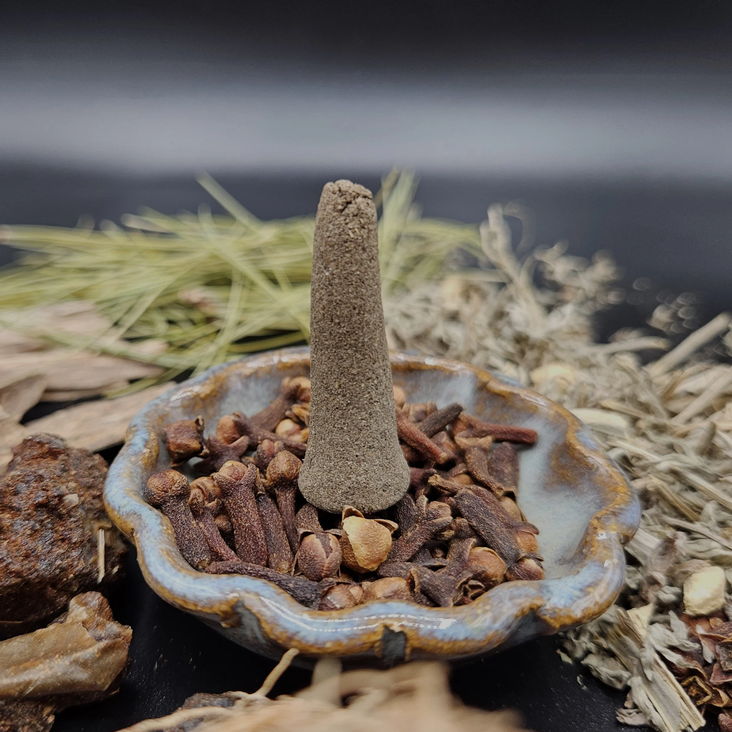 DARK FOREST INCENSE CONES 02.jpg