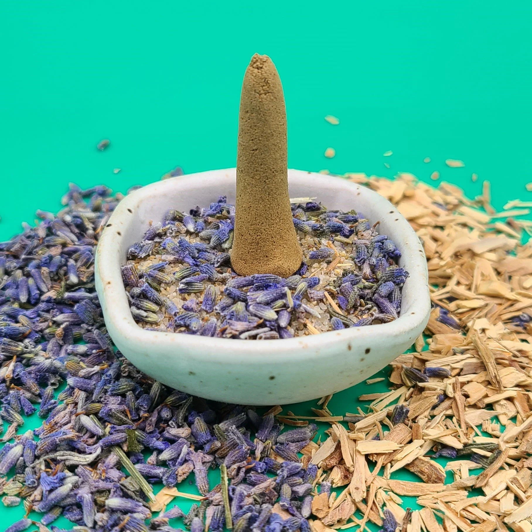 French Lavender Incense Cones 02.jpg