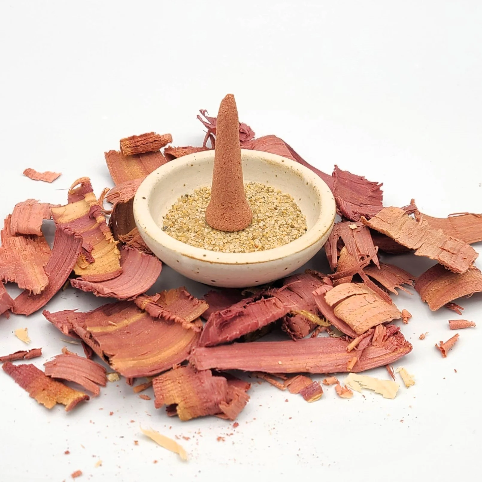 RED CEDAR INCENSE CONES 02.jpg