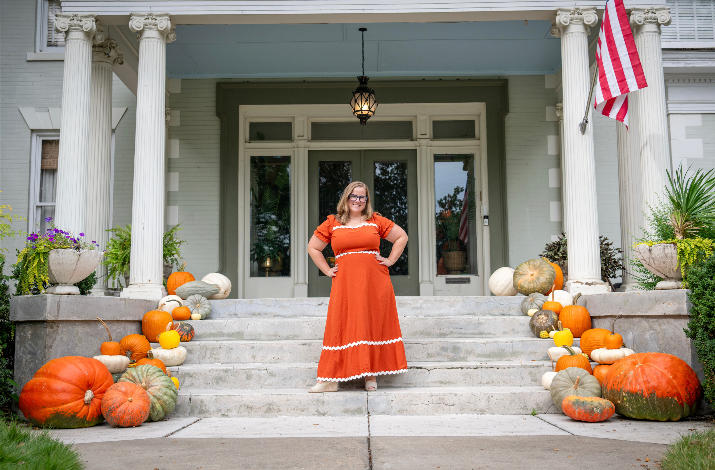 Luxury pumpkin porch installation in Memphis Tennessee by Pumpkin Lady Memphis