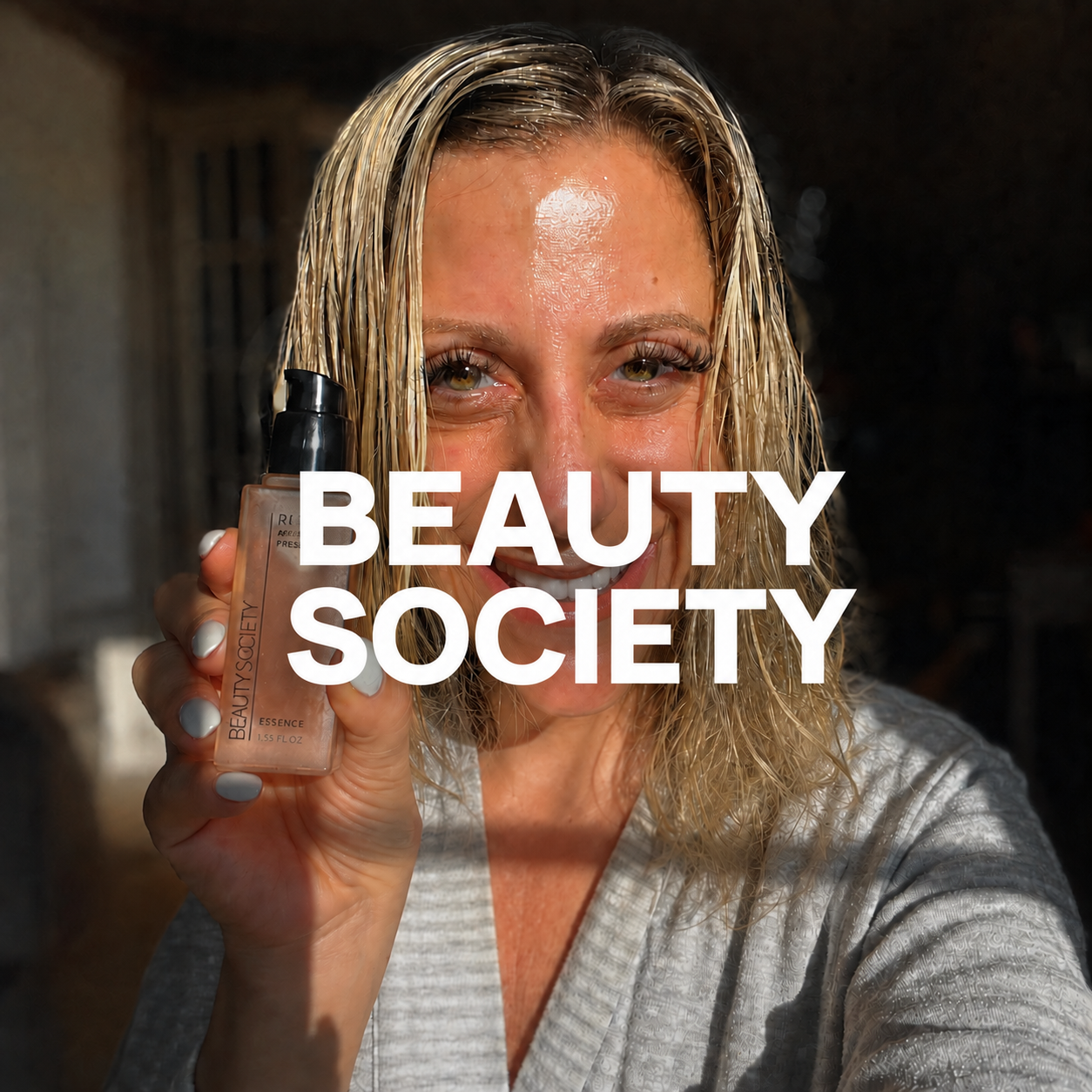Since May 2024, I've been part of the Beauty Society family, a journey that started the moment I fell in love with the Beauty Box. What began as a personal discovery has grown into leading a team of incredible women across the U.S. and Puerto Rico, a