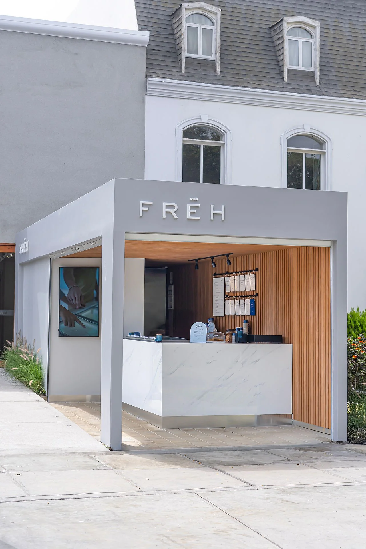 Freh Santa Cruz
