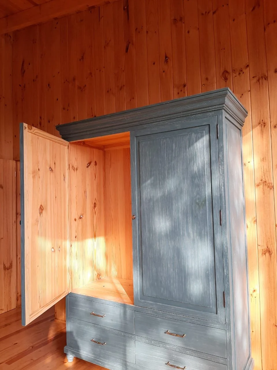MUEBLE MADERA LOS CONDORES 4.jpg