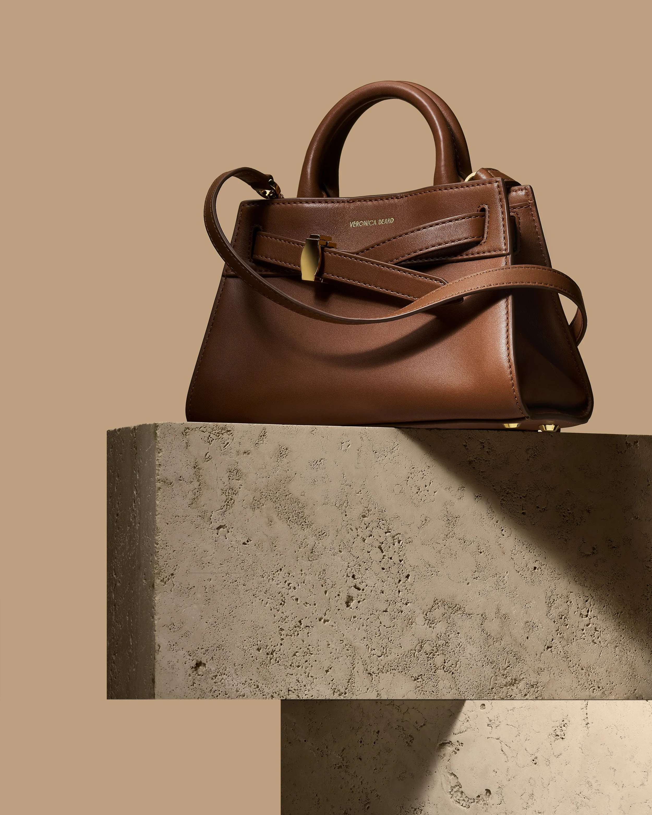 VB_Bag_2_Stylized_5843_v13.jpg