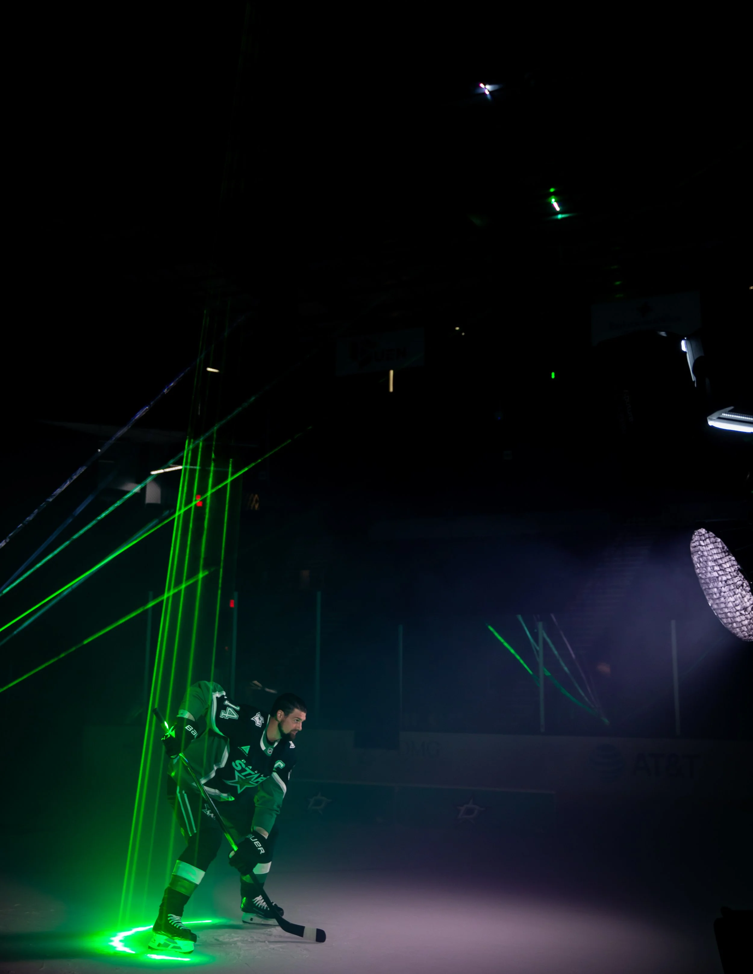 Jamie Benn-4736.jpg