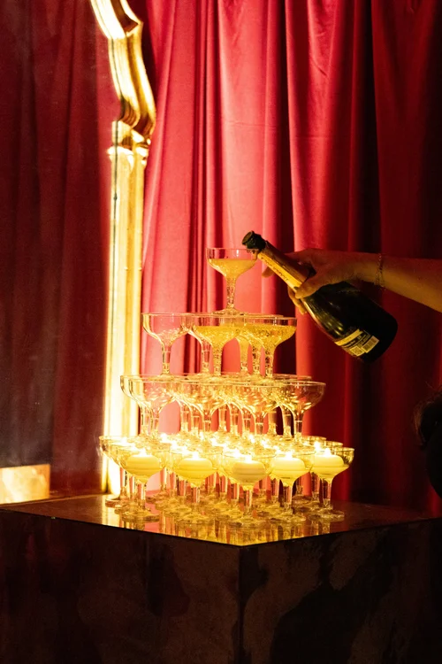 House of Affairs champagne service