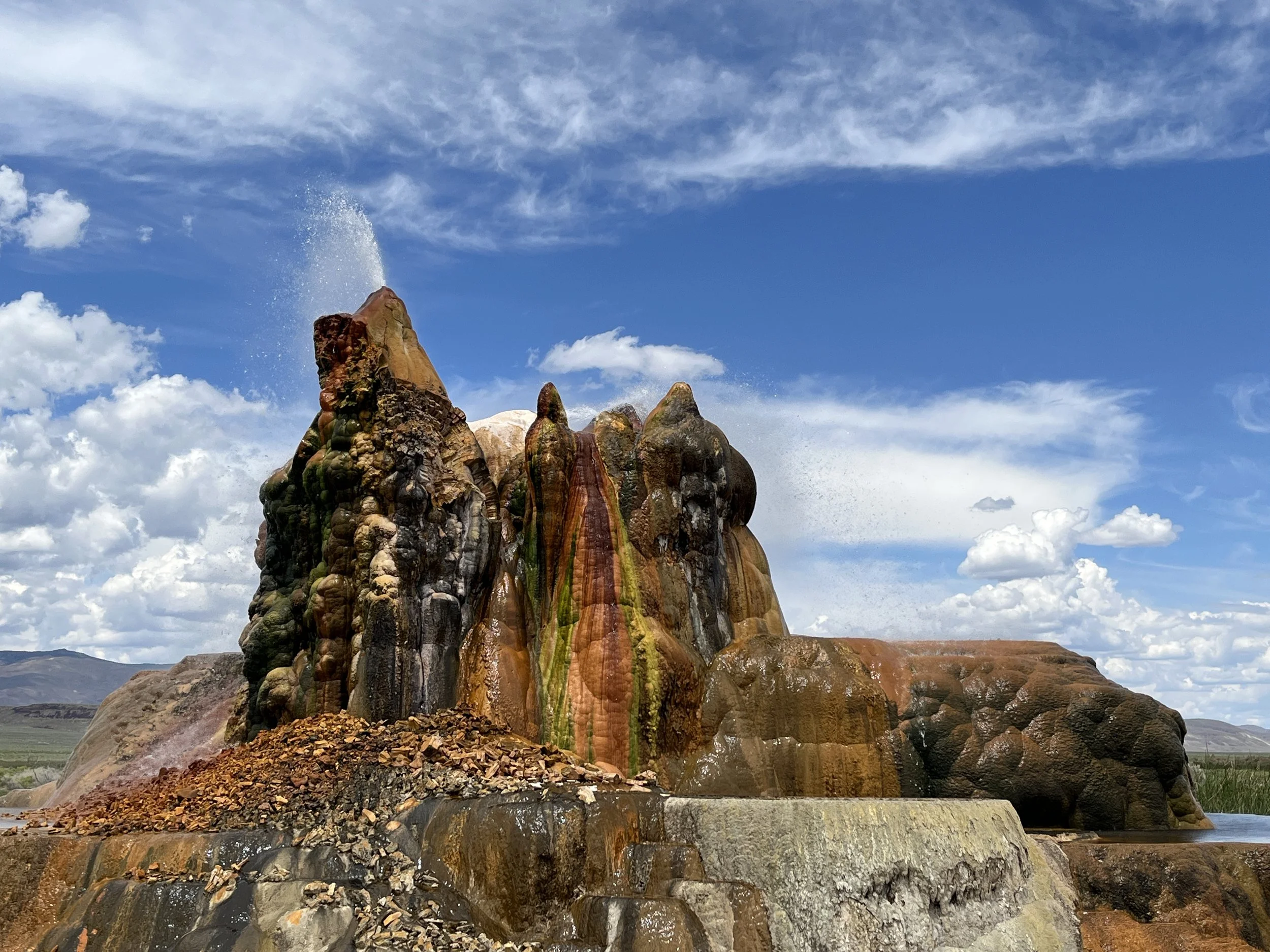 Fly Geyser Nature Walks