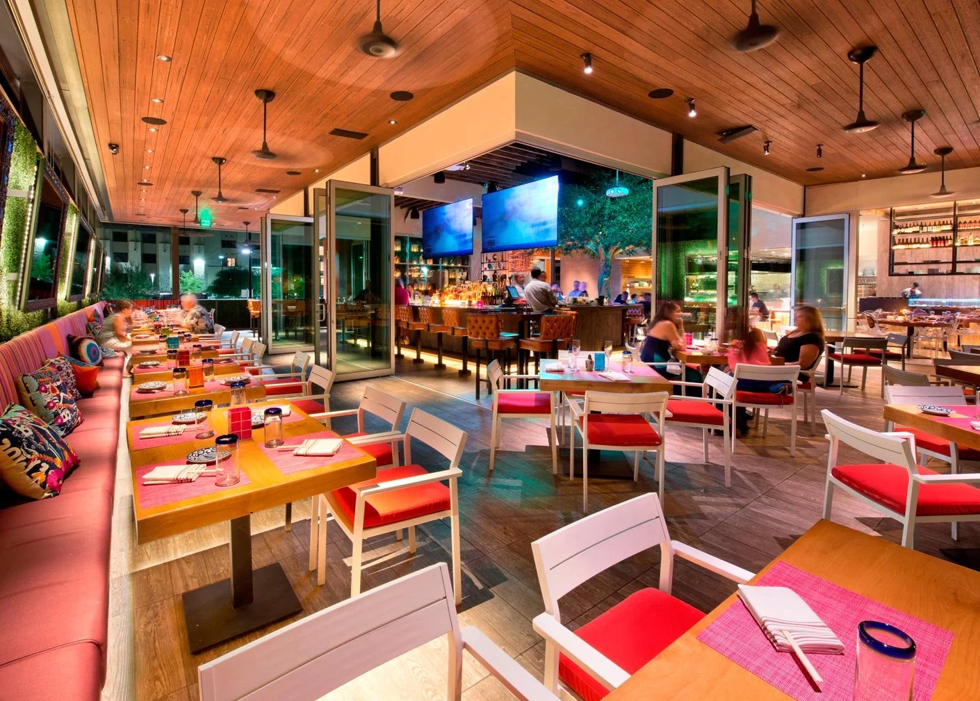 4-SumoMaya+Patio.jpg