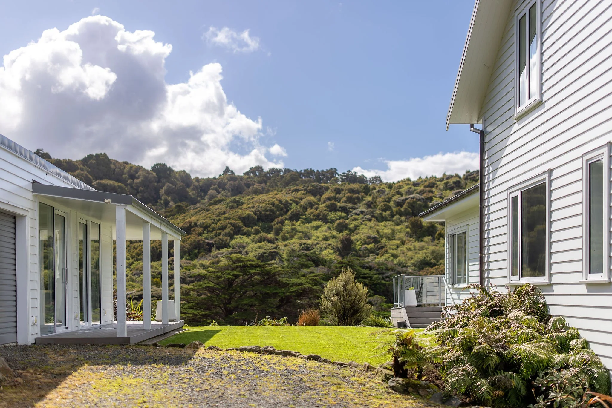 Accomodation-sun outside.jpg