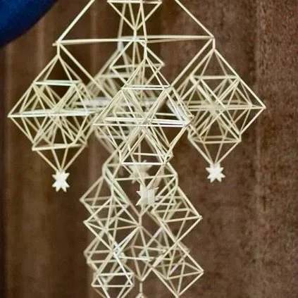 How to Himmeli: Finnish Folk Mobiles