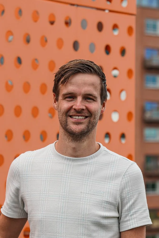 B. Amsterdam | Portrait