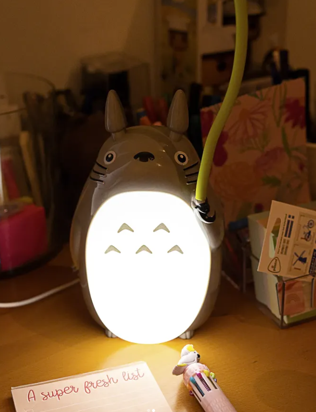 2022-11-07-totoro-lamp.png