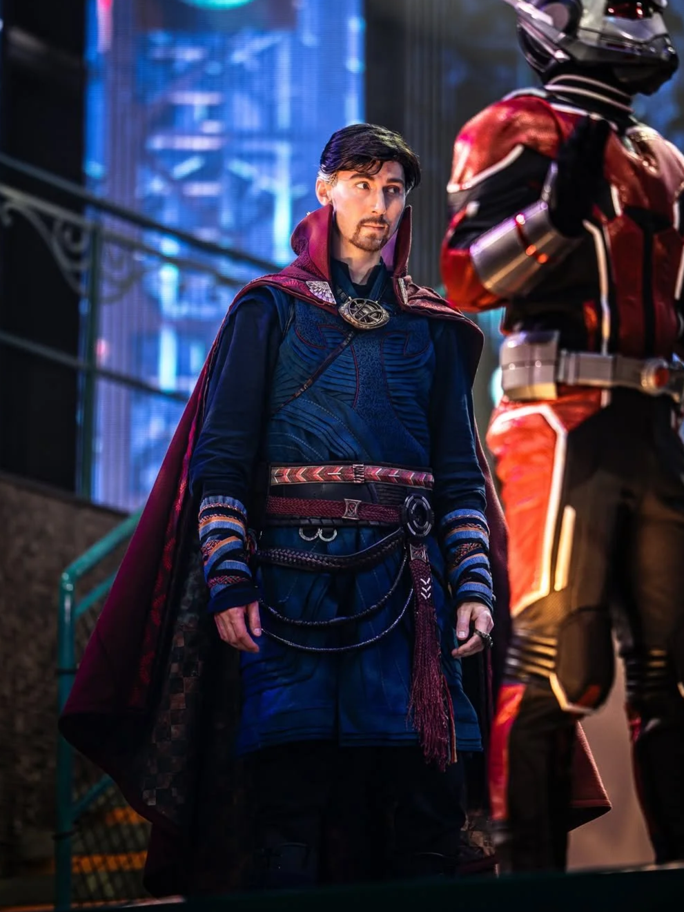 AVENGERS ASSEMBLE