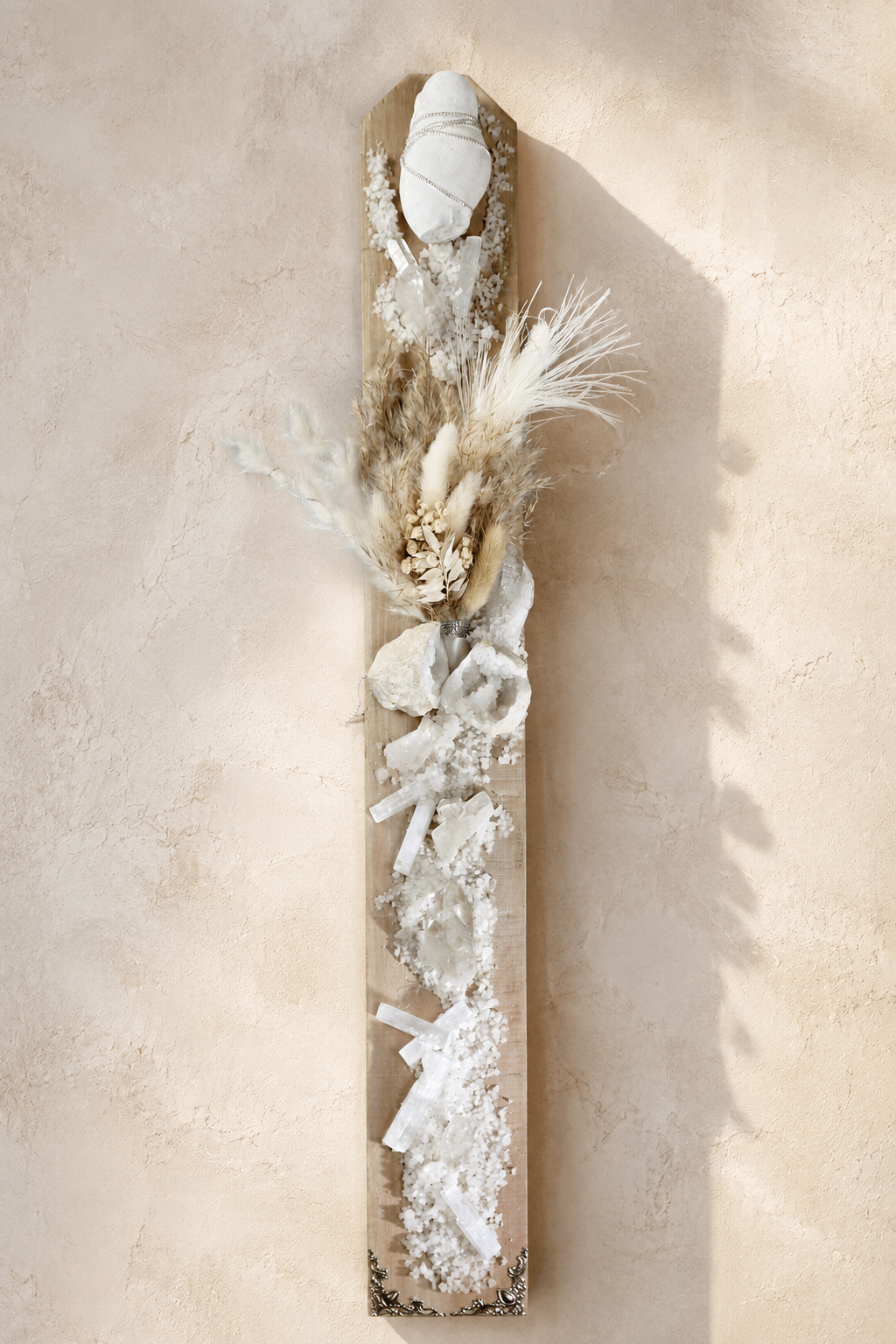 White mineral wall art with selenite, clear quartz, melanite and natural wood by Delphine Callegher