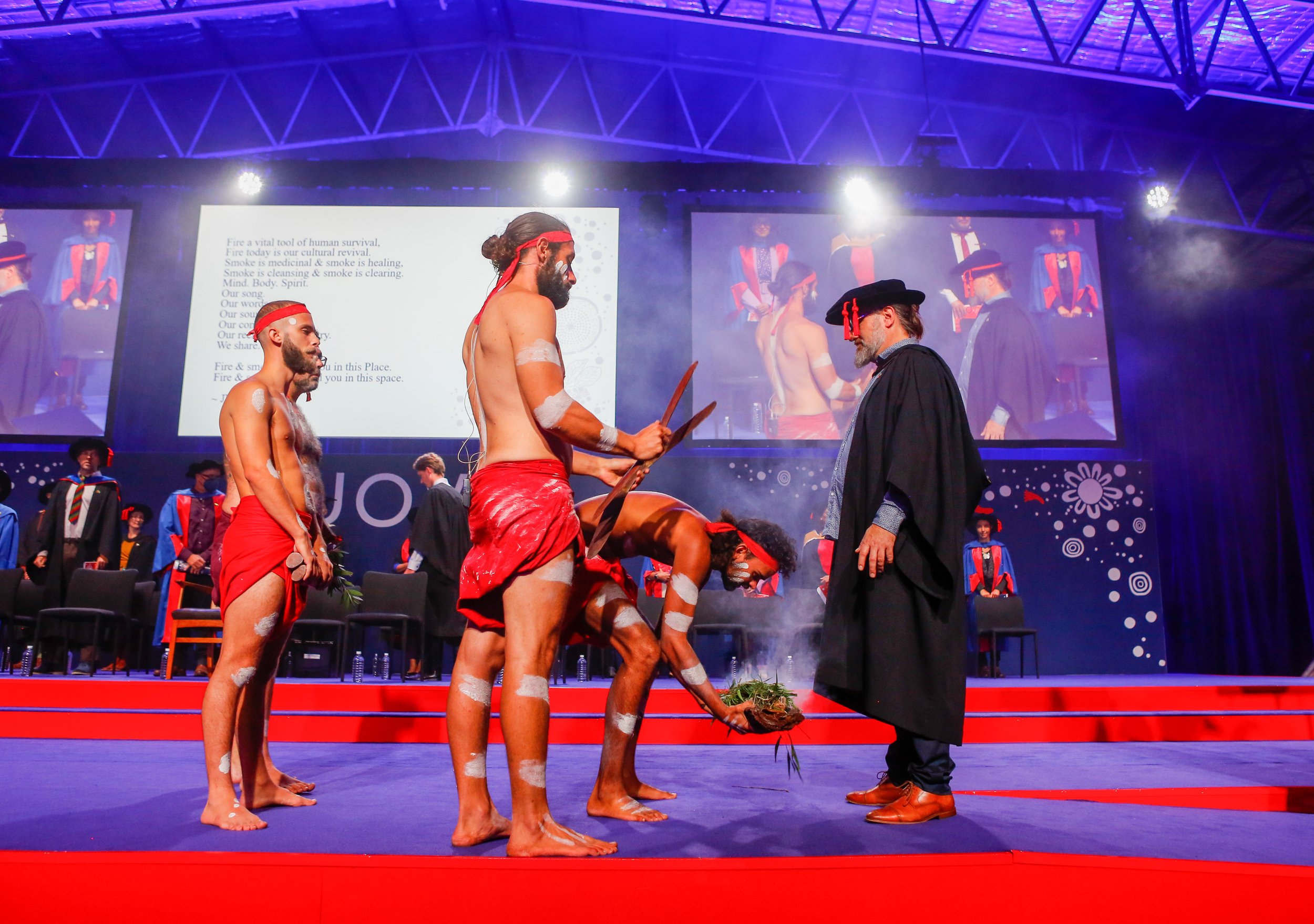 az20230411_UOW_ArtsGraduationAfternoon-2666.jpg