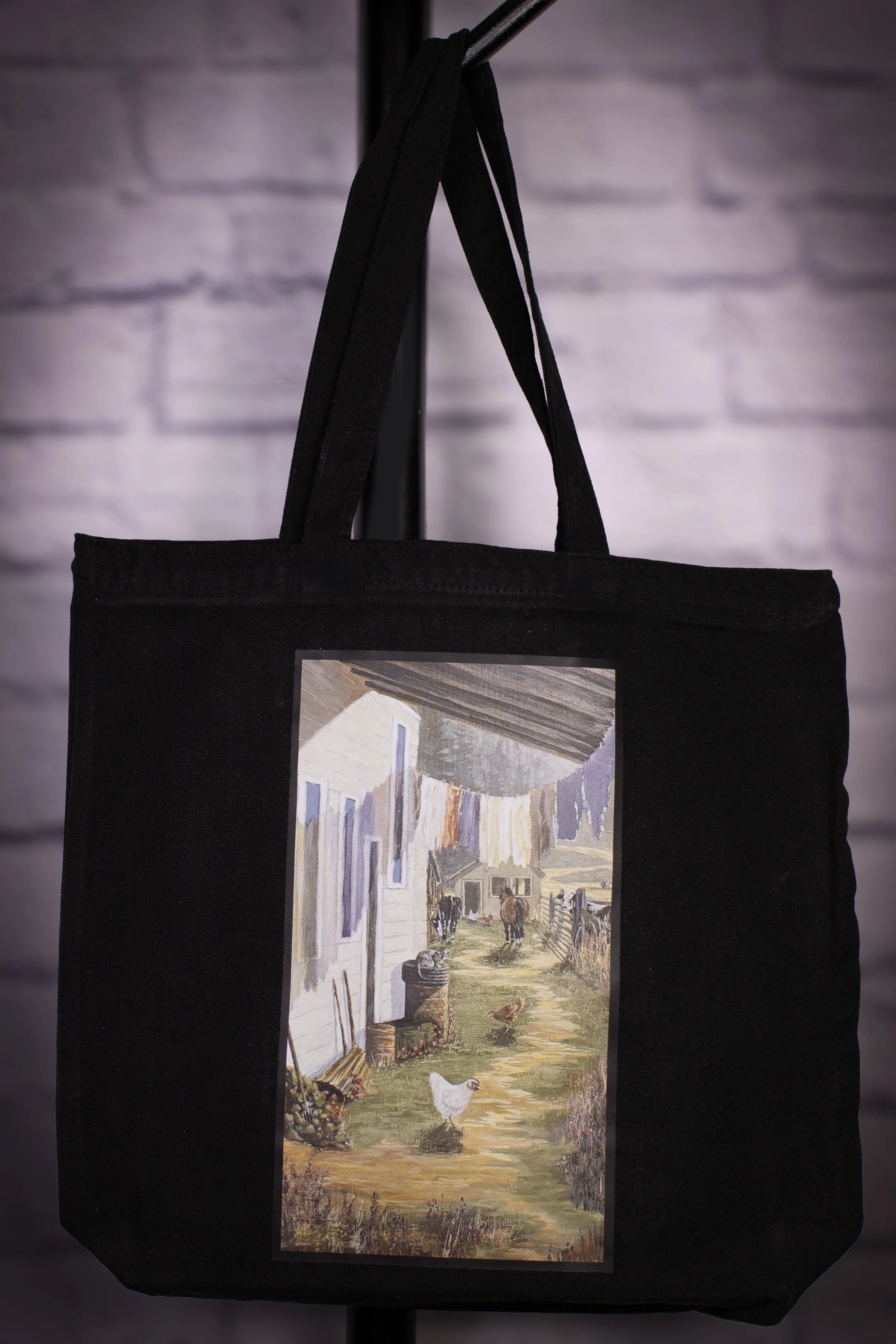 Laundry-Day-on-the-Farm-black-ZipTote.jpg