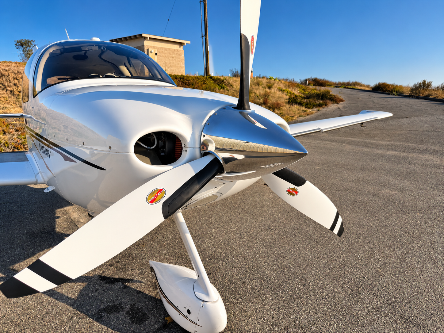 Cirrus Exterior Detail Bright Work