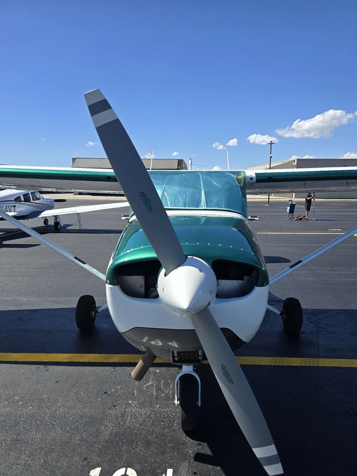 Cessna exterior waterless wash in Ramona Airport (RNM)