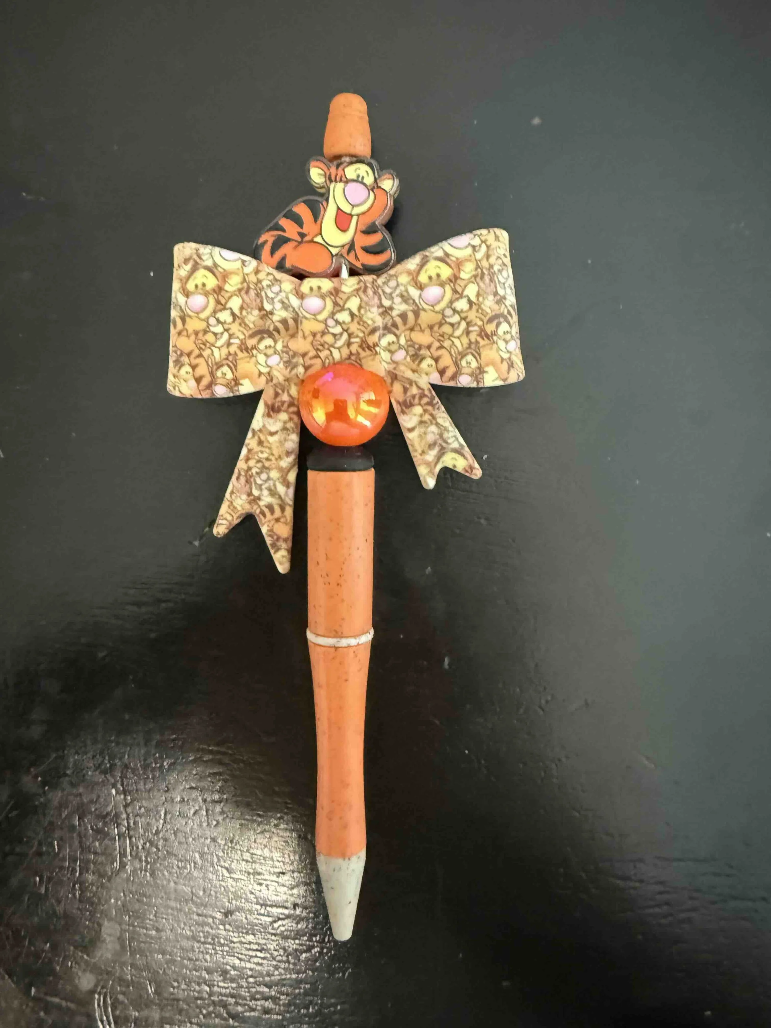 Tigger Sparkle Bow Pen