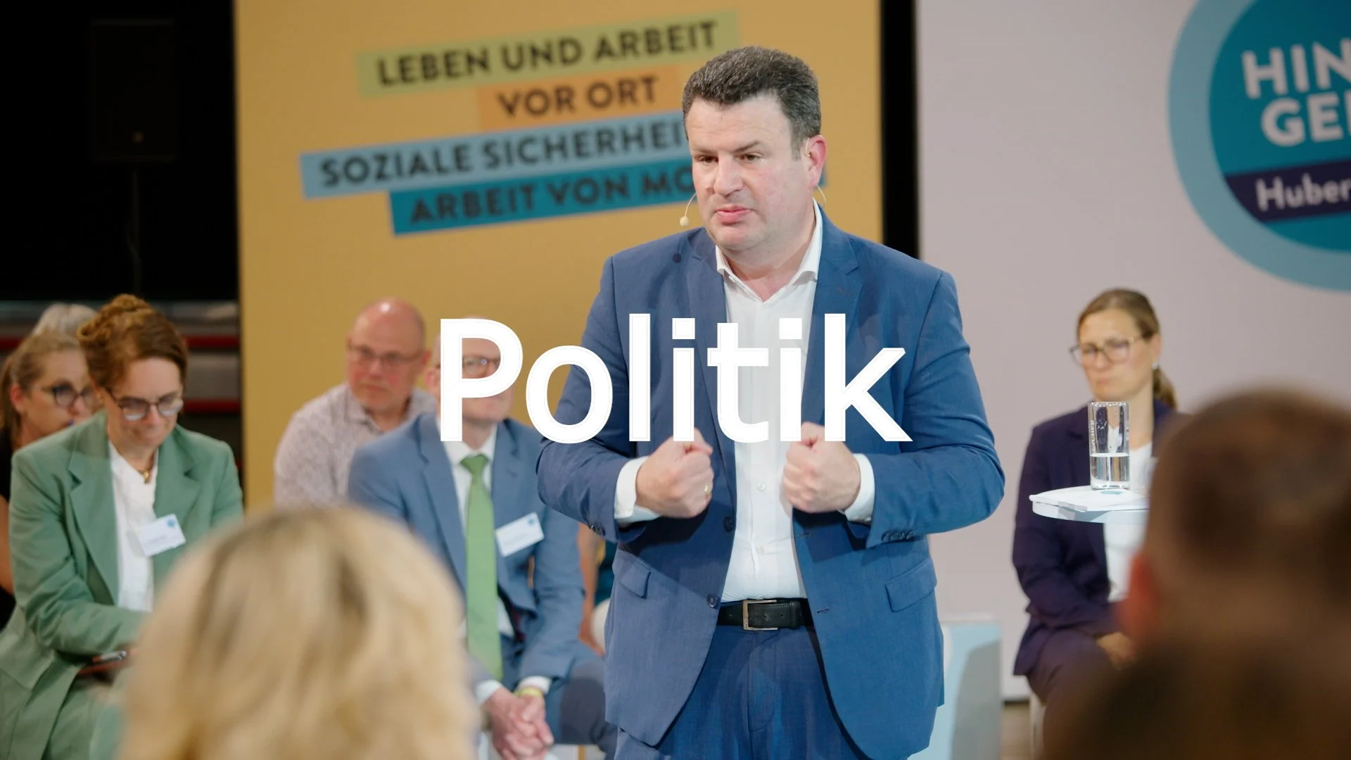 Teaser-Politik_v0.00_00_16_00.Standbild001.jpg