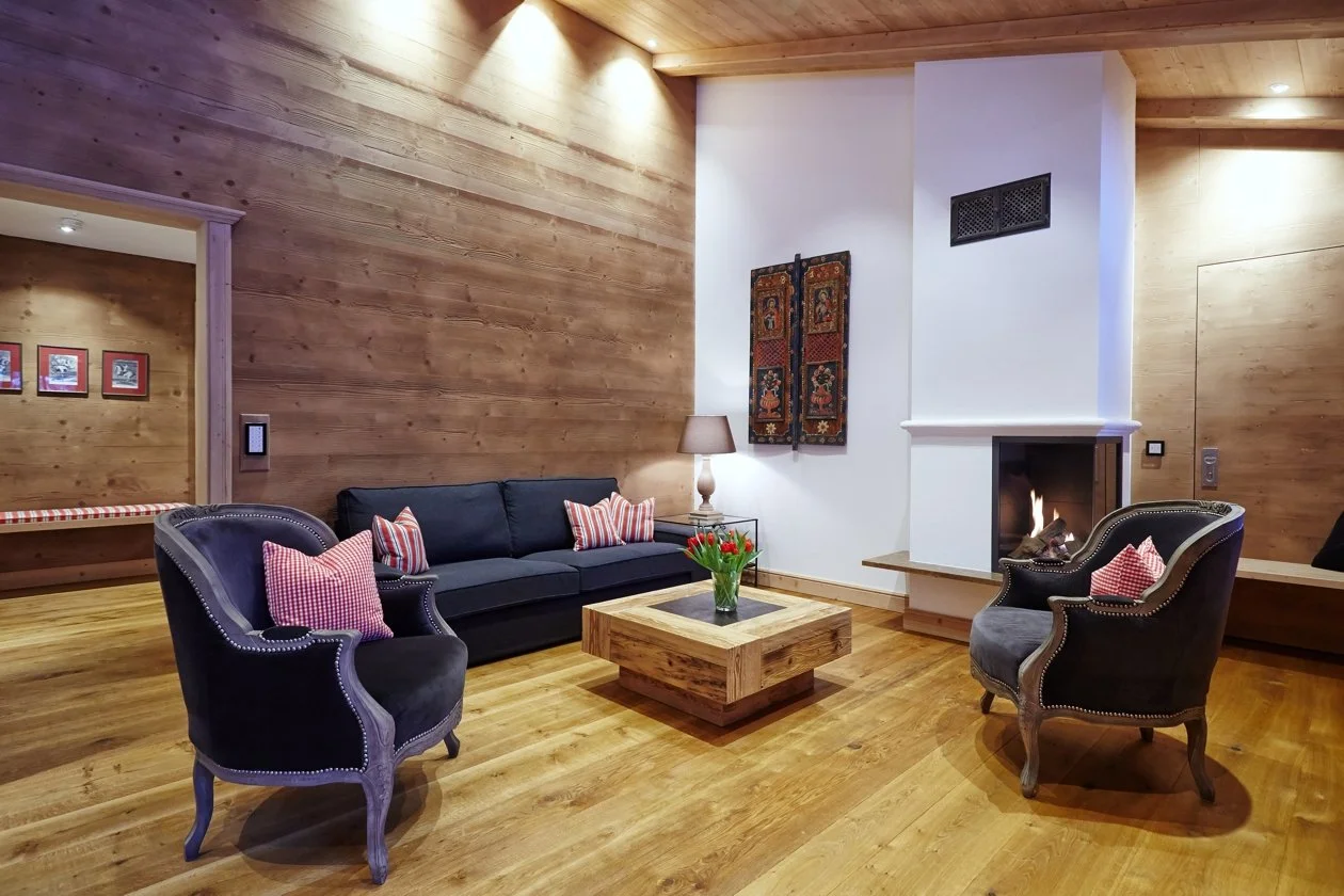 Wohnzimmer mit Gaskamin