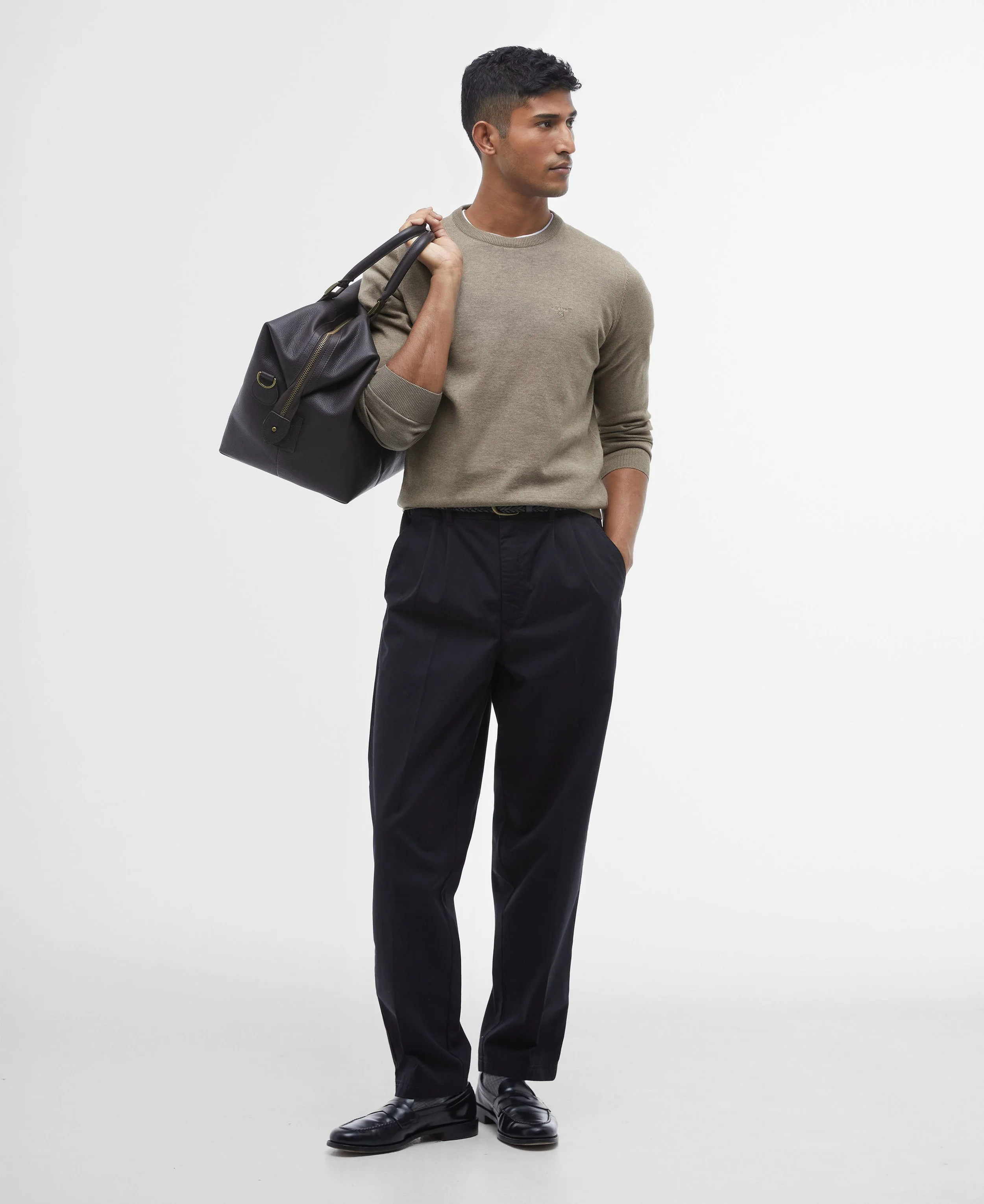 MKN0932GY35_03getthelook.jpg