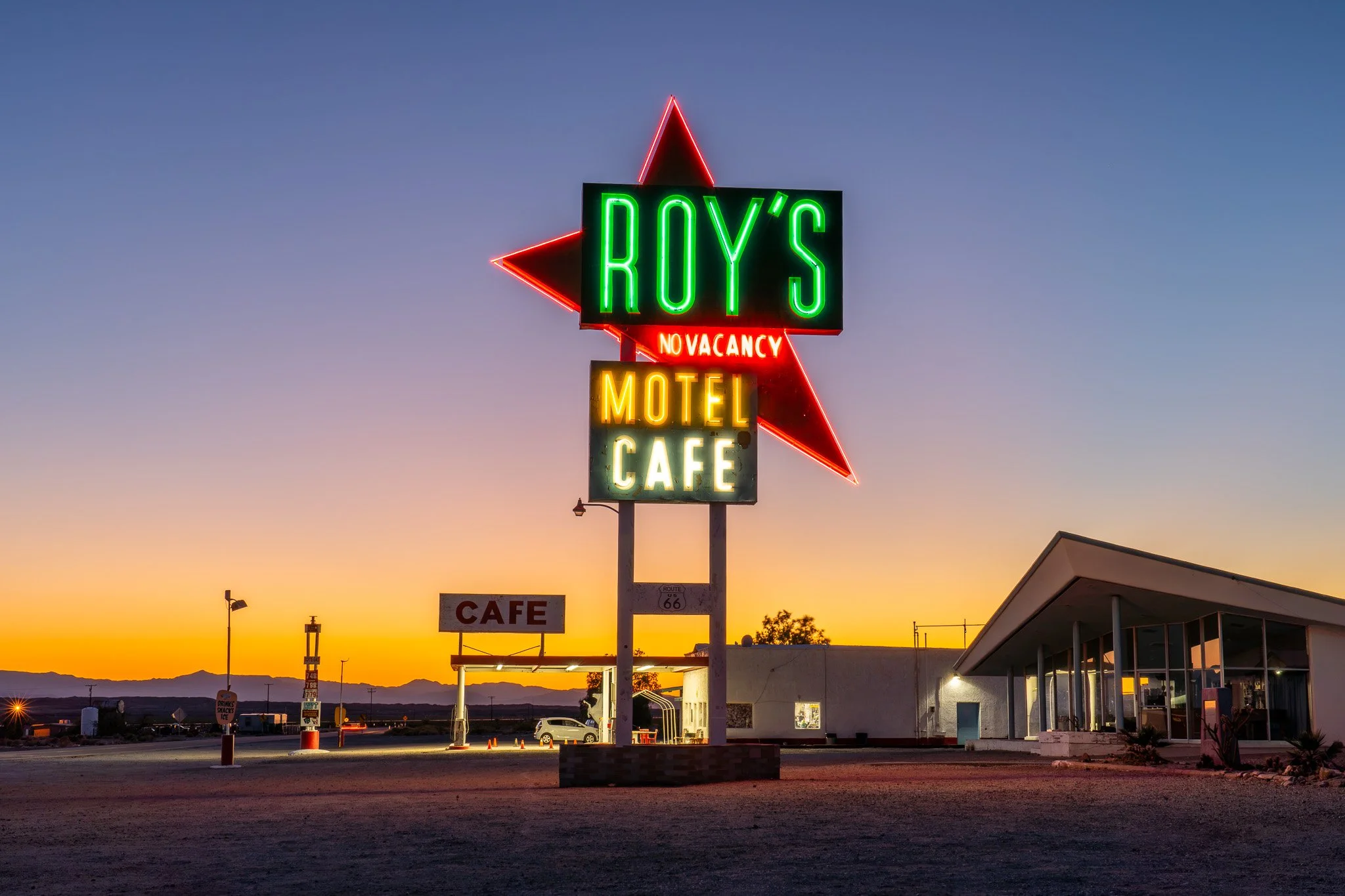 Roy's Motel