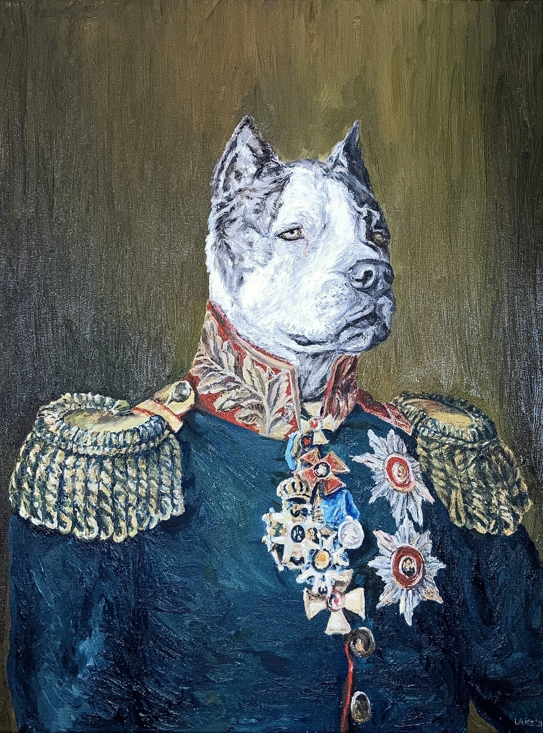 Painting of a wolf dressed in a military uniform decorated with medals and medals, wearing a red sash and a gold epaulet on its shoulder, with a dark background.