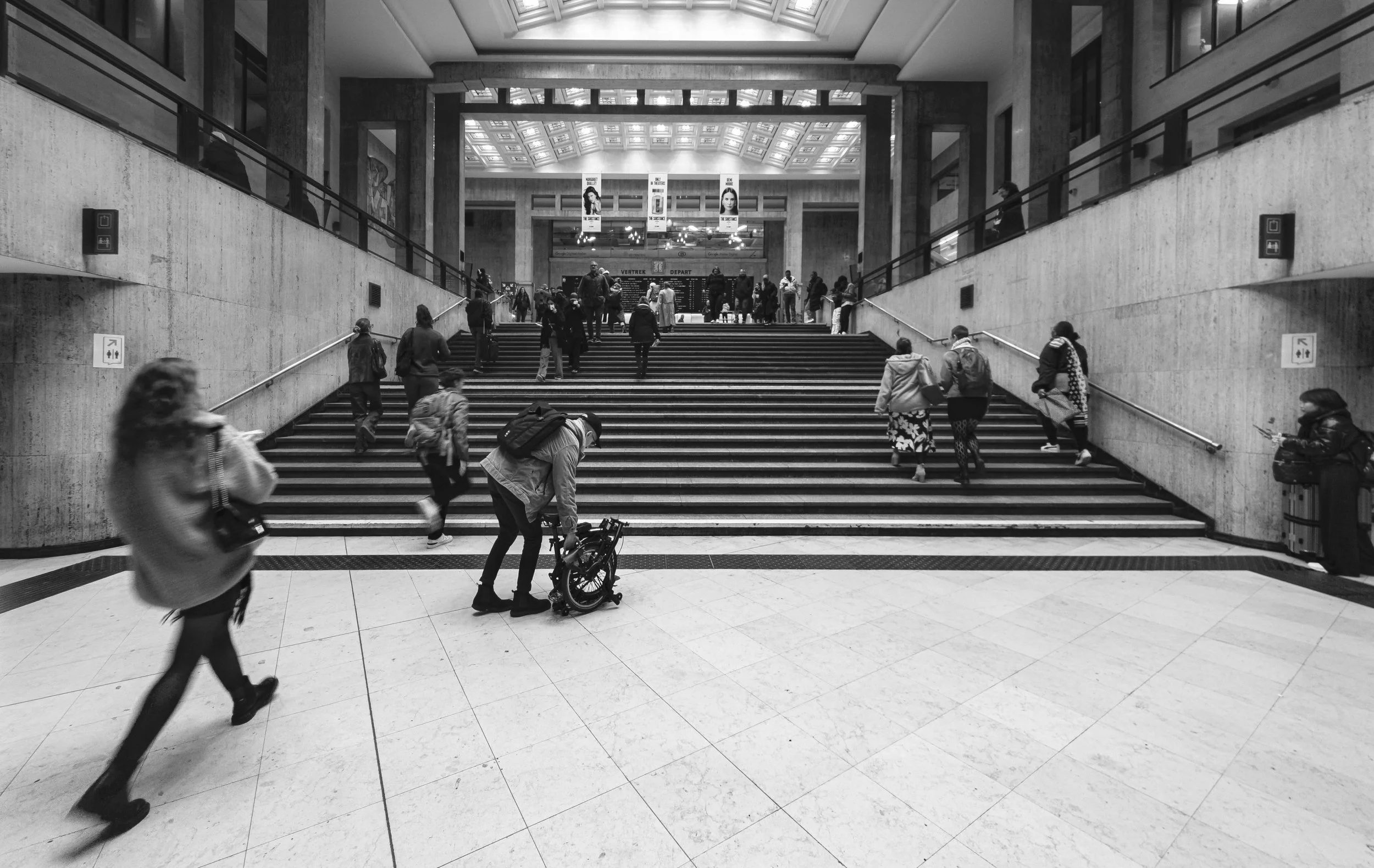 BRUSSEL CENTRALL HALL copie.jpg
