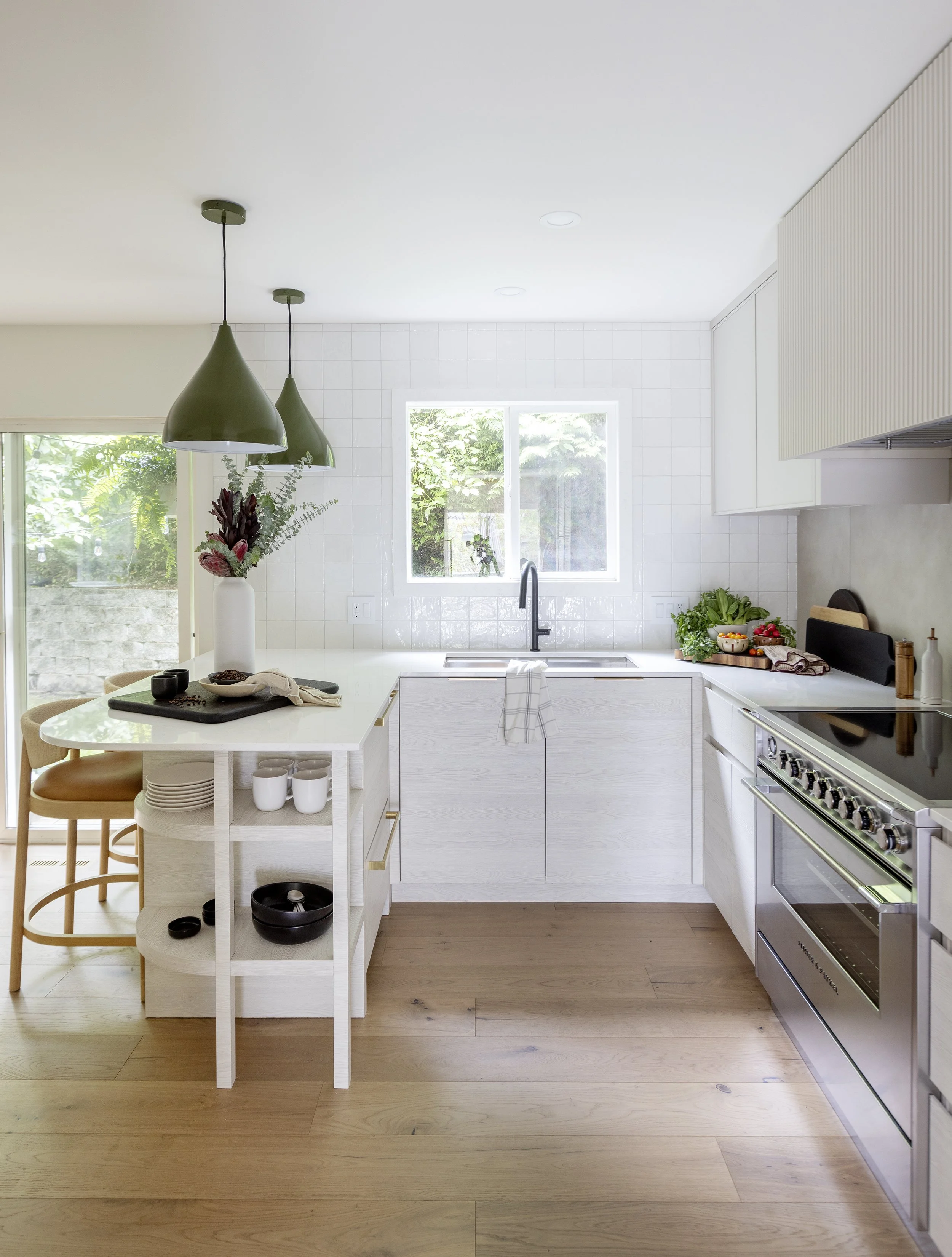 Banfield Design Co - Organic Kitchen Townhouse Renovation_0415.jpg