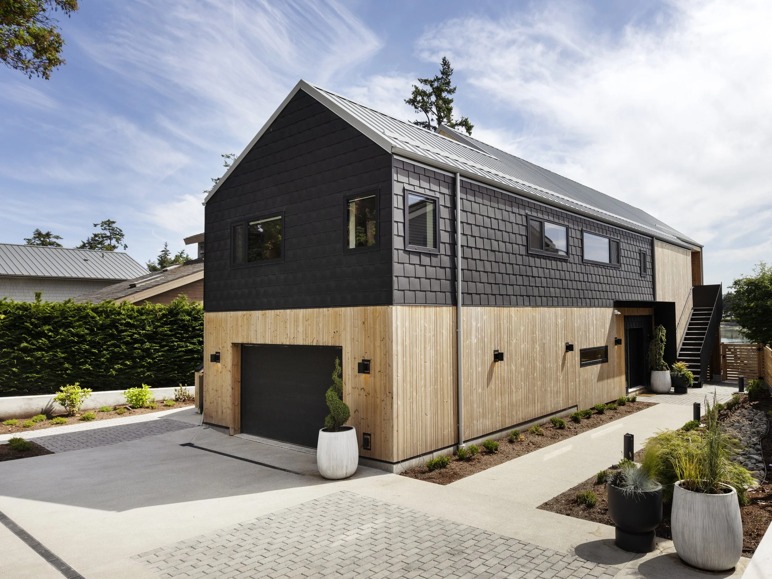 Banfield Design Co-The-Sidney-Exterior-Custom-Home-2.jpg
