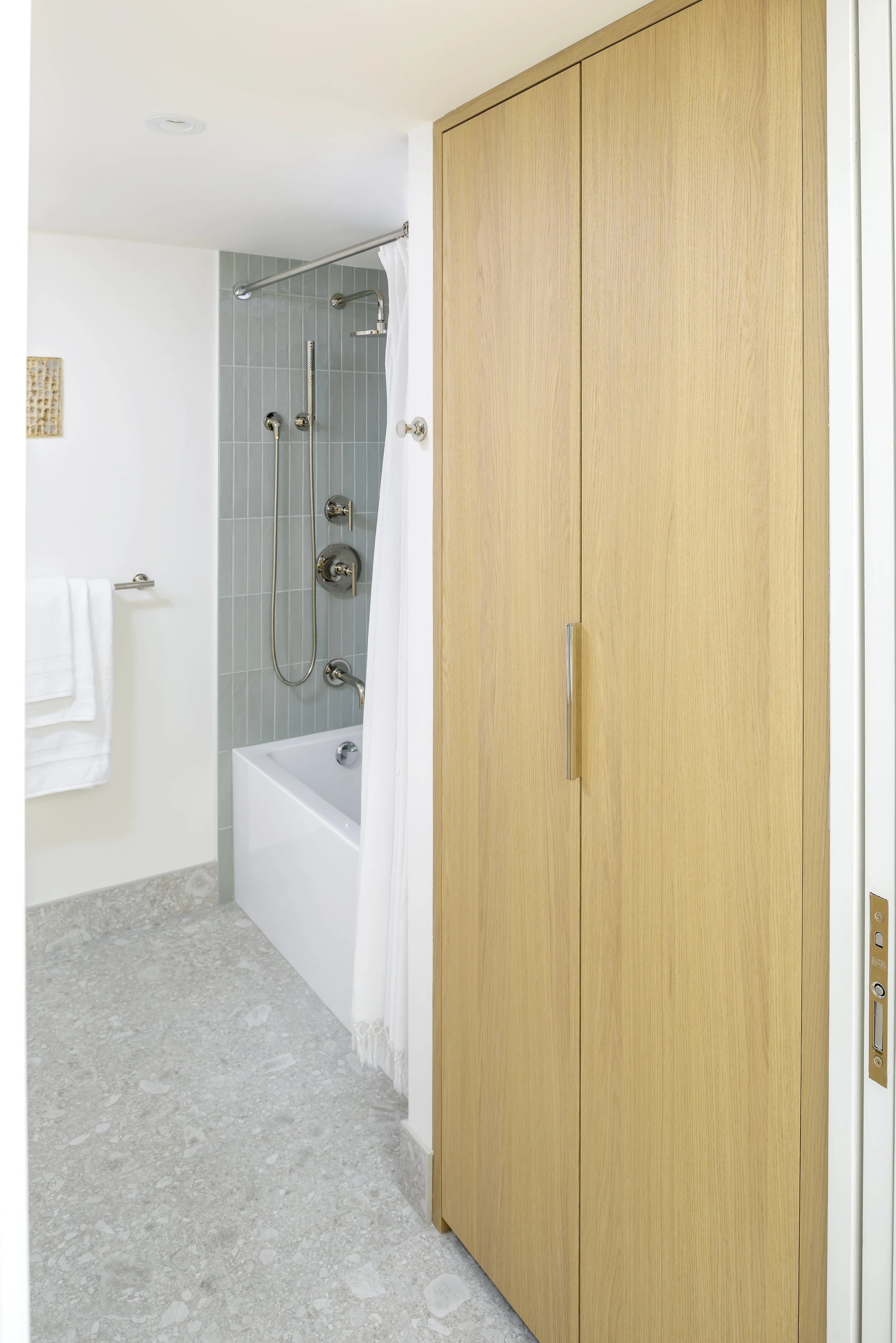 Banfield Design Co Interior Design Vancouver Town House_DSC0114.jpg