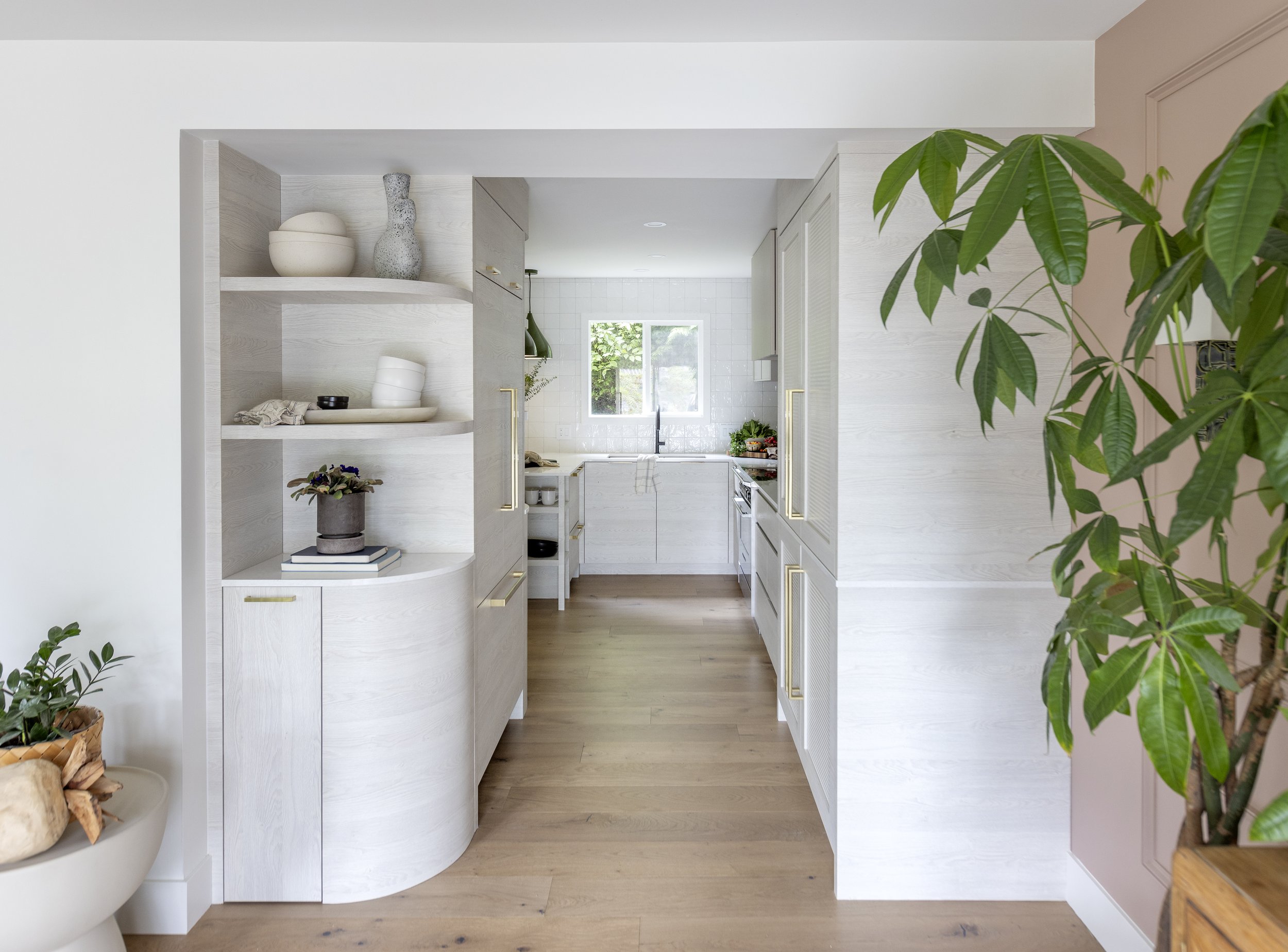 Banfield Design Co - Organic Kitchen Townhouse Renovation_0395.jpg